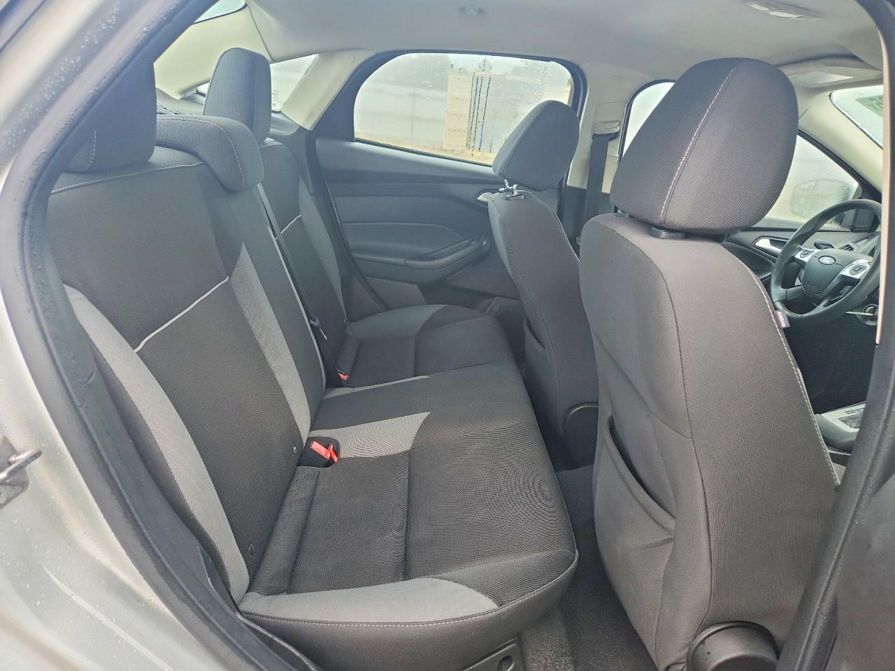 2013 Ford Focus Se Silver vin: 1FADP3F24DL232263