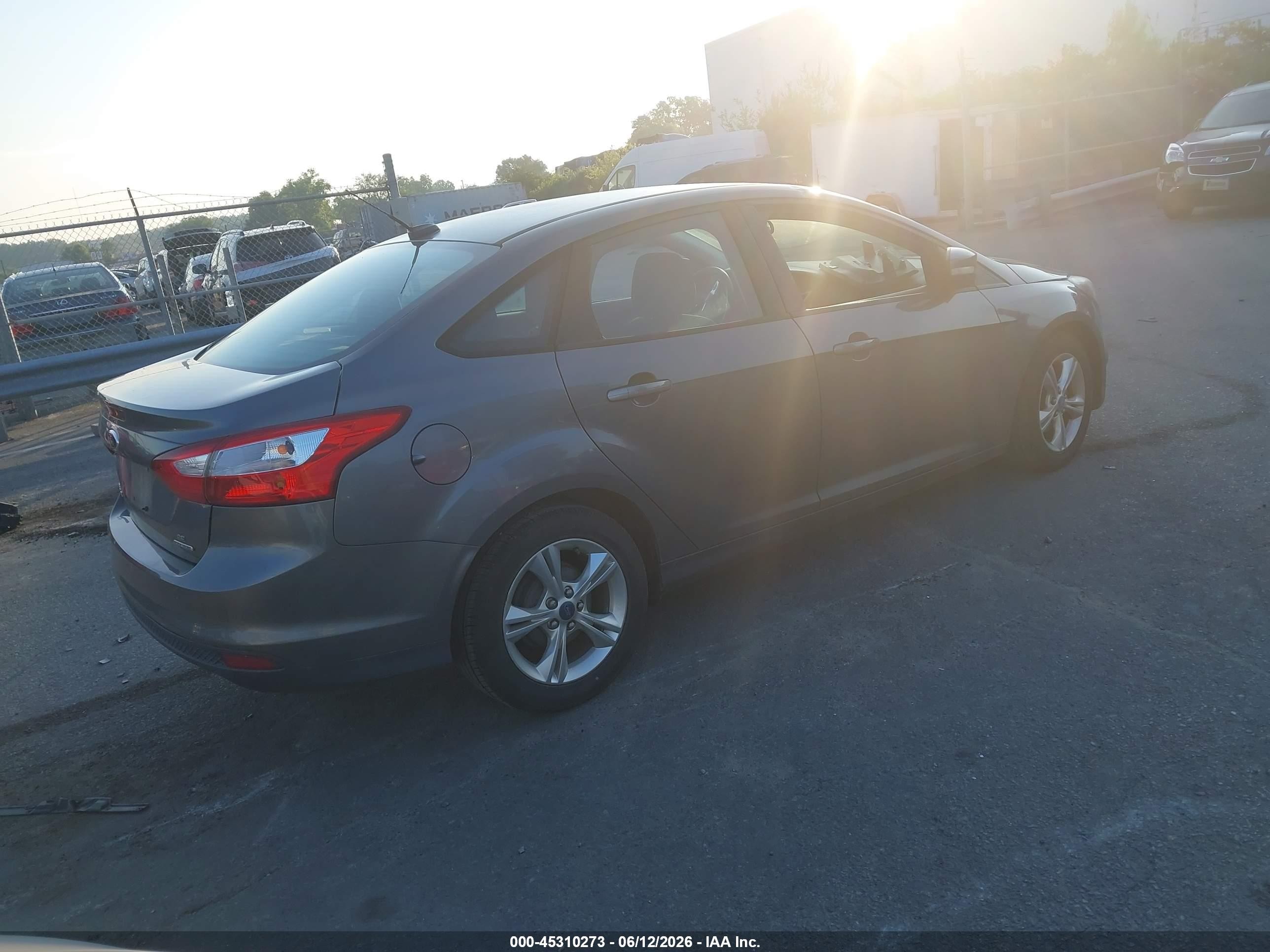 2013 Ford Focus Se Серый vin: 1FADP3F24DL249869