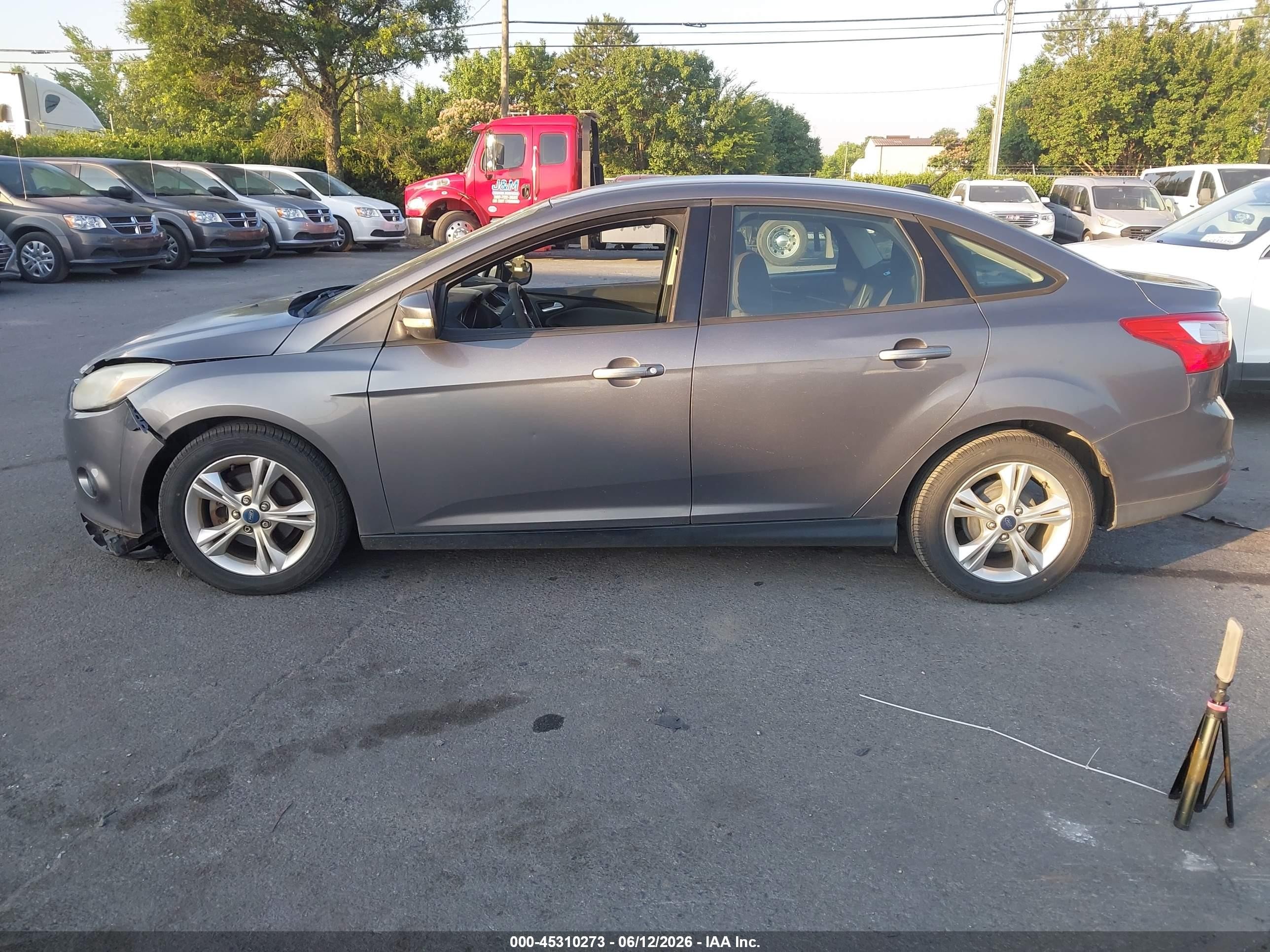 2013 Ford Focus Se Серый vin: 1FADP3F24DL249869