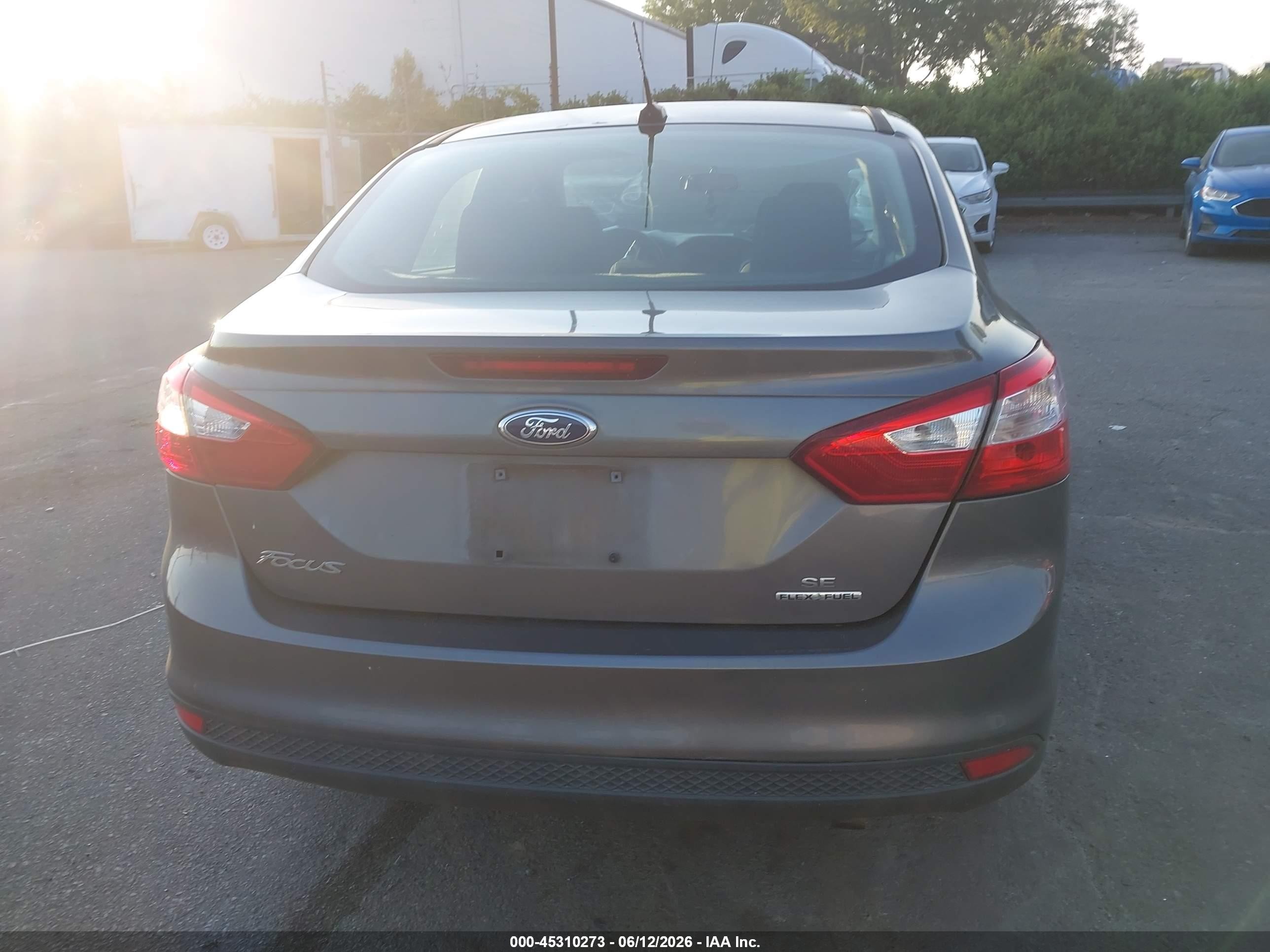 2013 Ford Focus Se Серый vin: 1FADP3F24DL249869