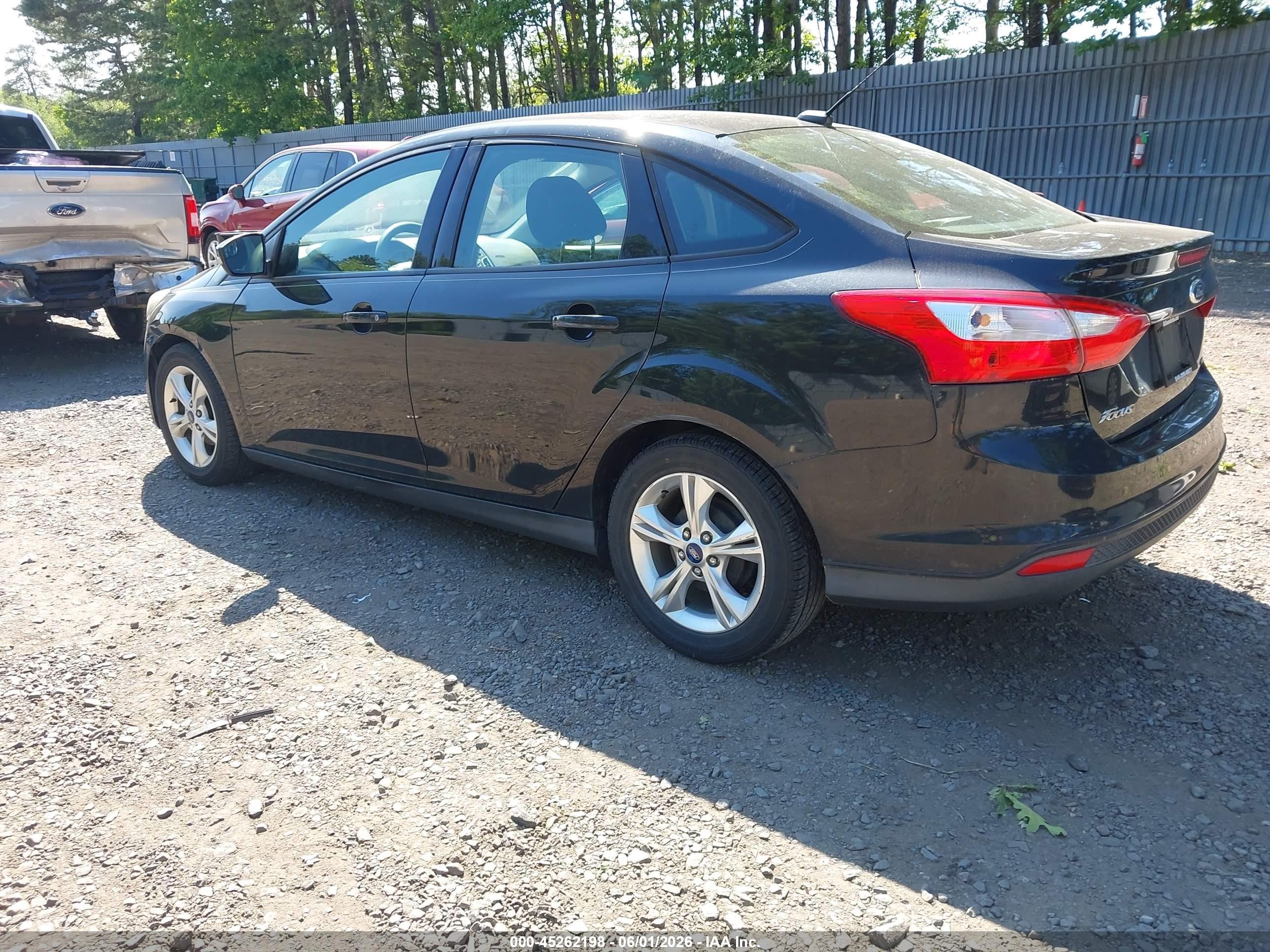 2013 Ford Focus Se Black vin: 1FADP3F24DL258183