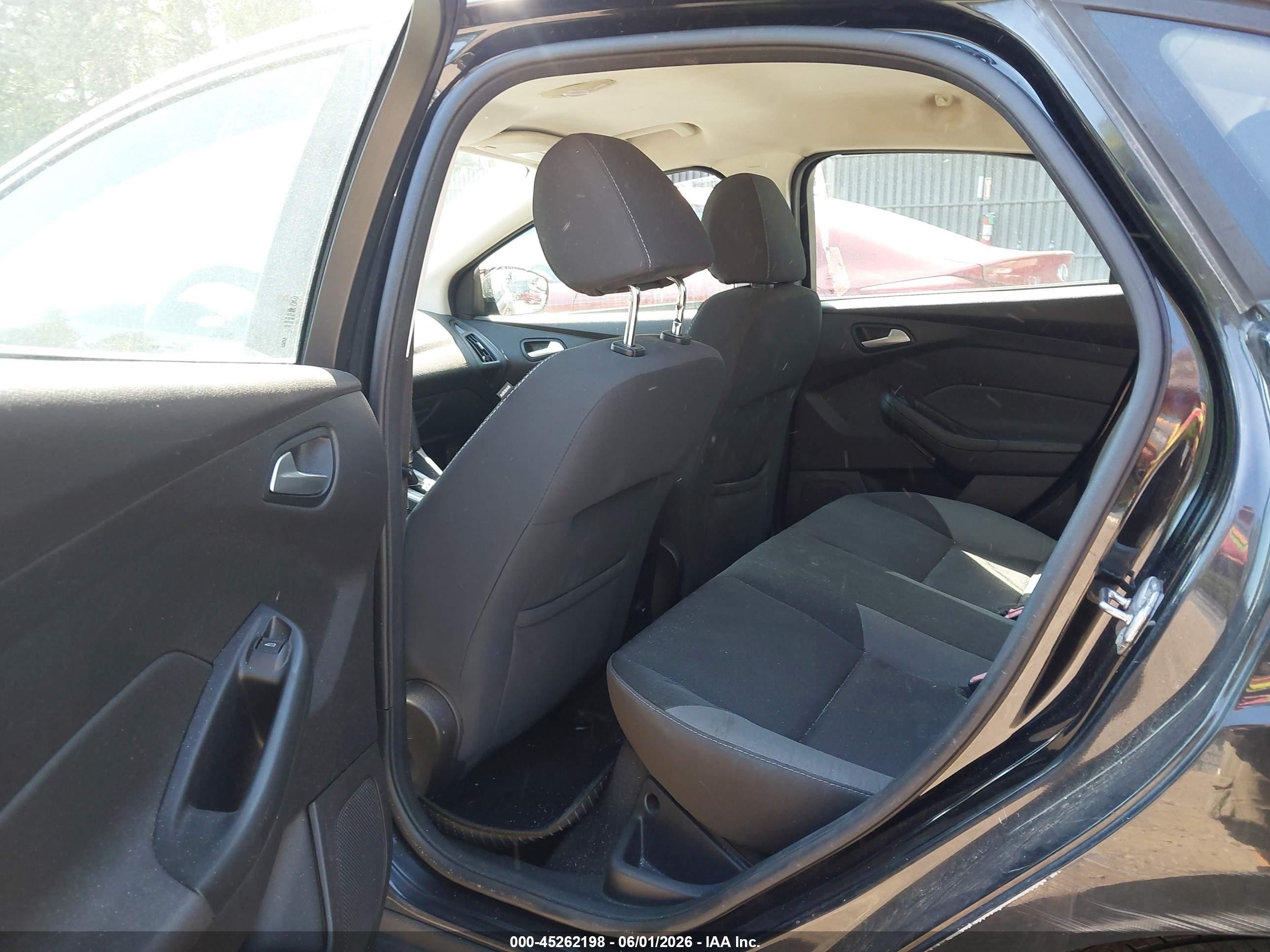 2013 Ford Focus Se Black vin: 1FADP3F24DL258183