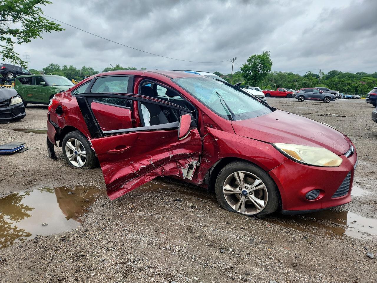 2013 Ford Focus Se Red vin: 1FADP3F24DL288882
