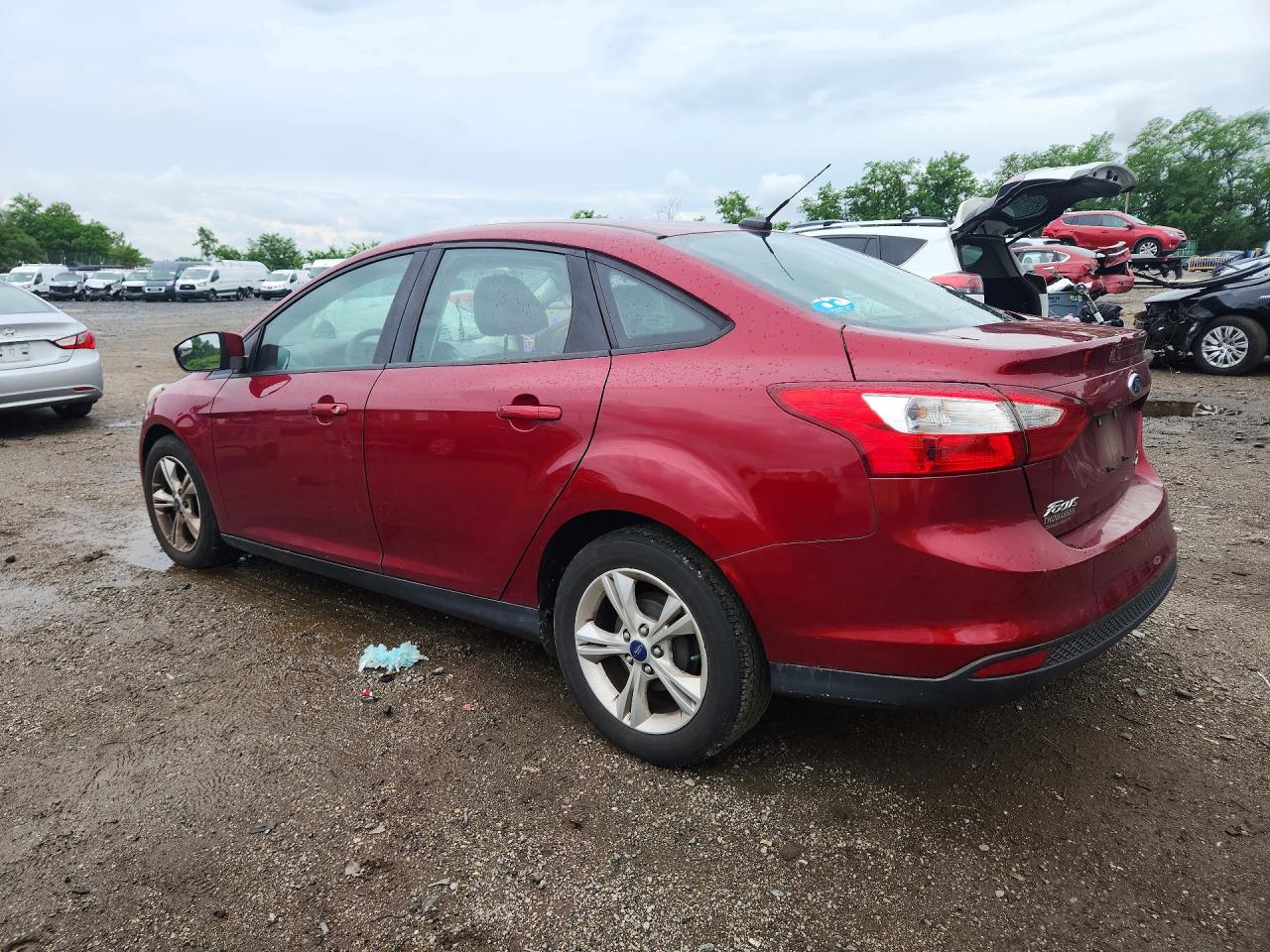2013 Ford Focus Se Red vin: 1FADP3F24DL288882