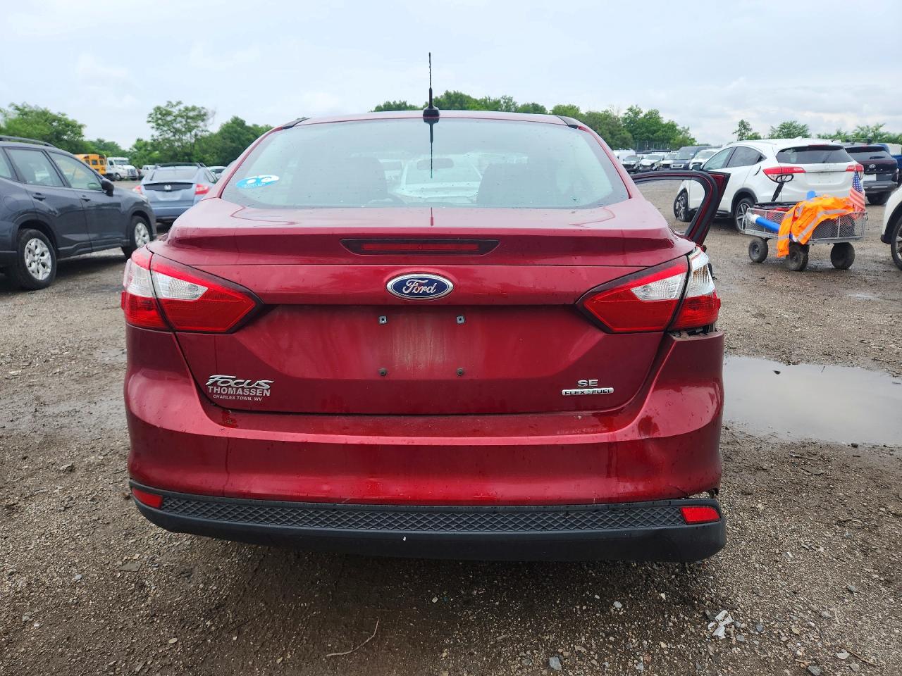 2013 Ford Focus Se Red vin: 1FADP3F24DL288882