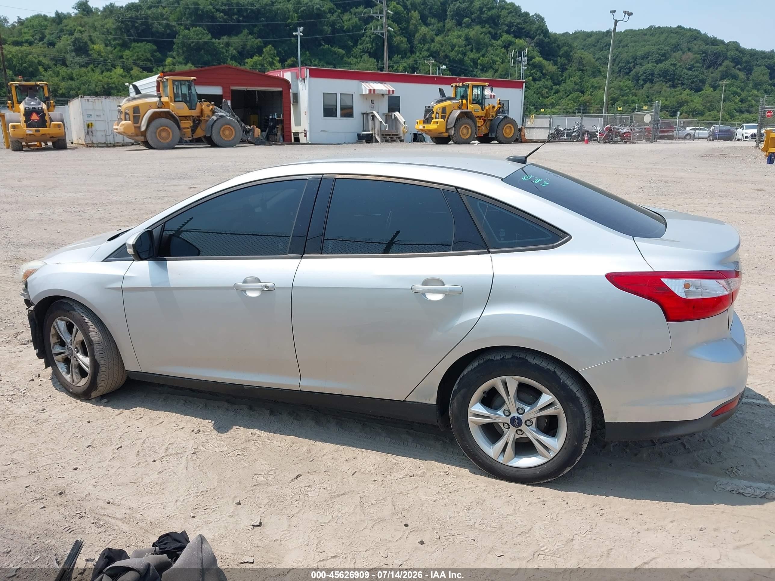 2013 Ford Focus Se Silver vin: 1FADP3F24DL295072