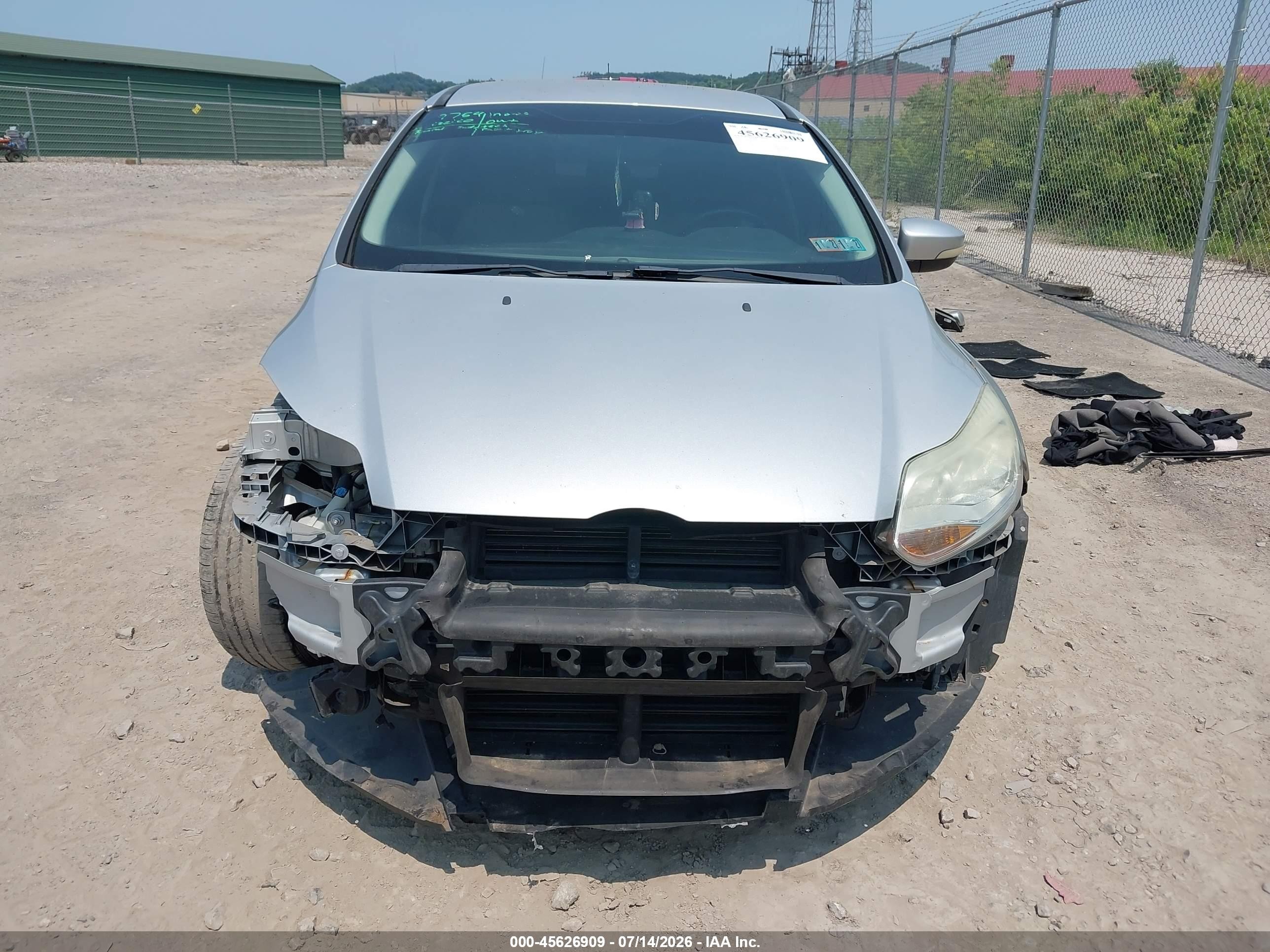 2013 Ford Focus Se Silver vin: 1FADP3F24DL295072