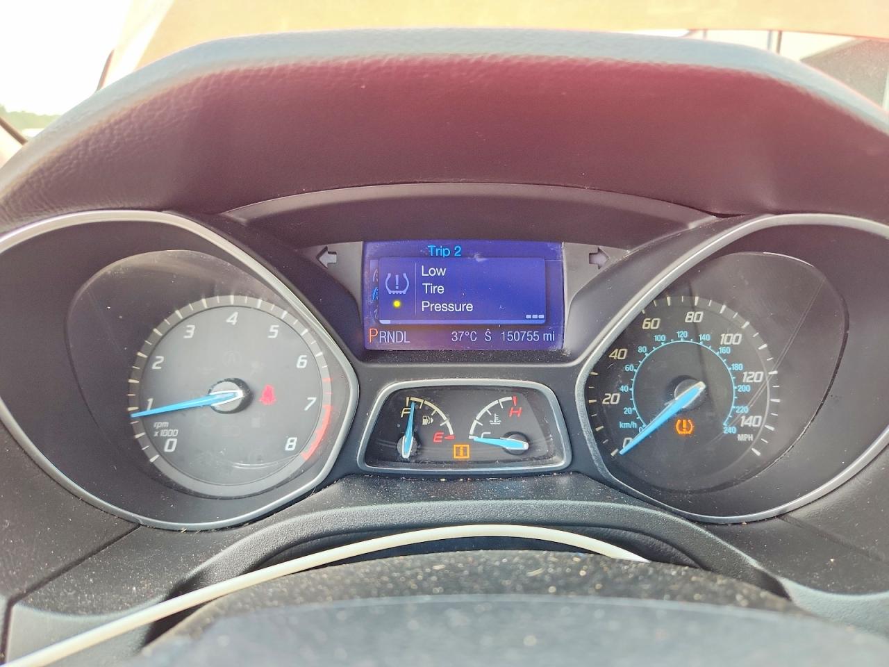 2013 Ford Focus Se Red vin: 1FADP3F24DL318513