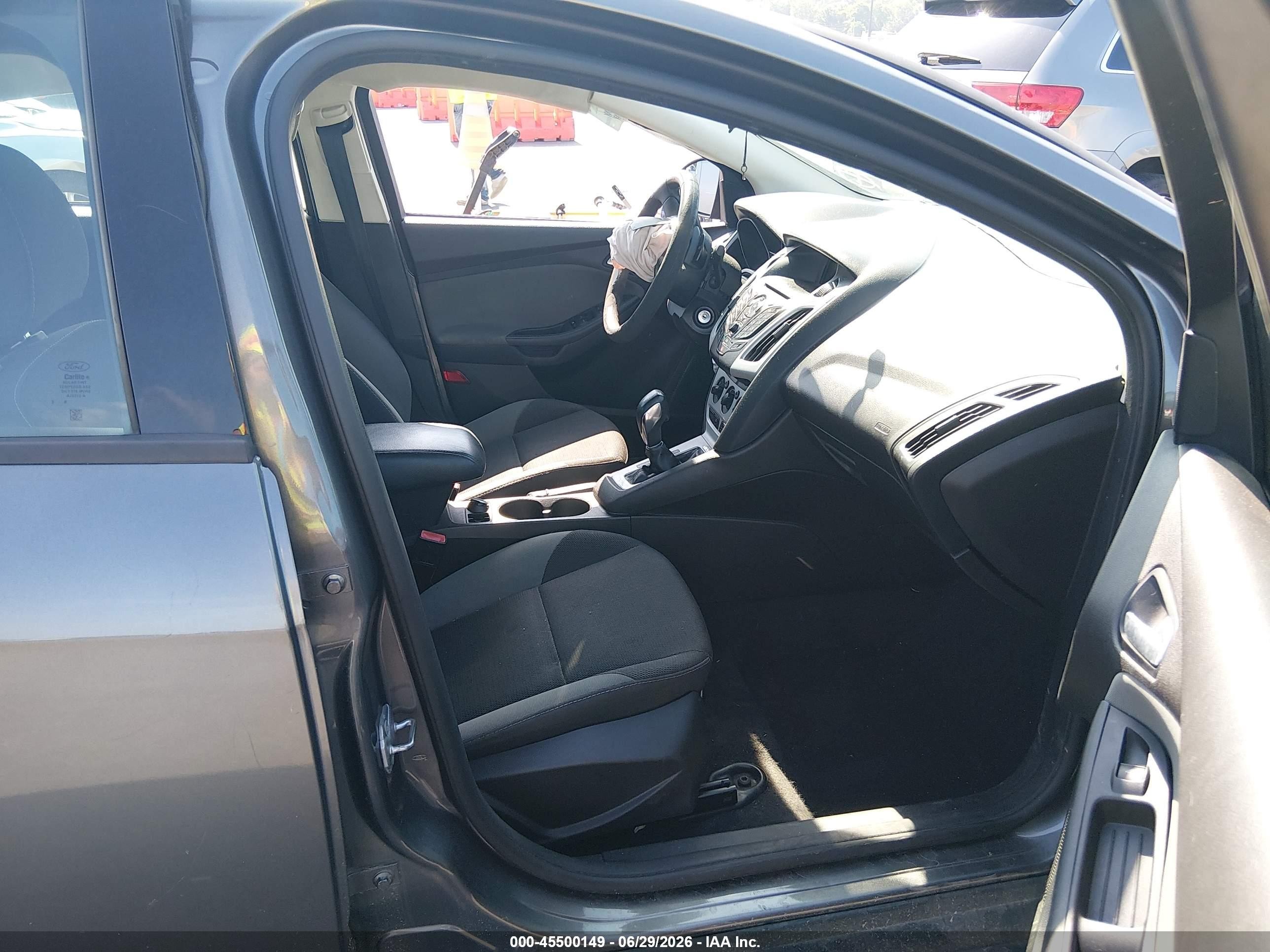 2013 Ford Focus Se Серый vin: 1FADP3F24DL334470