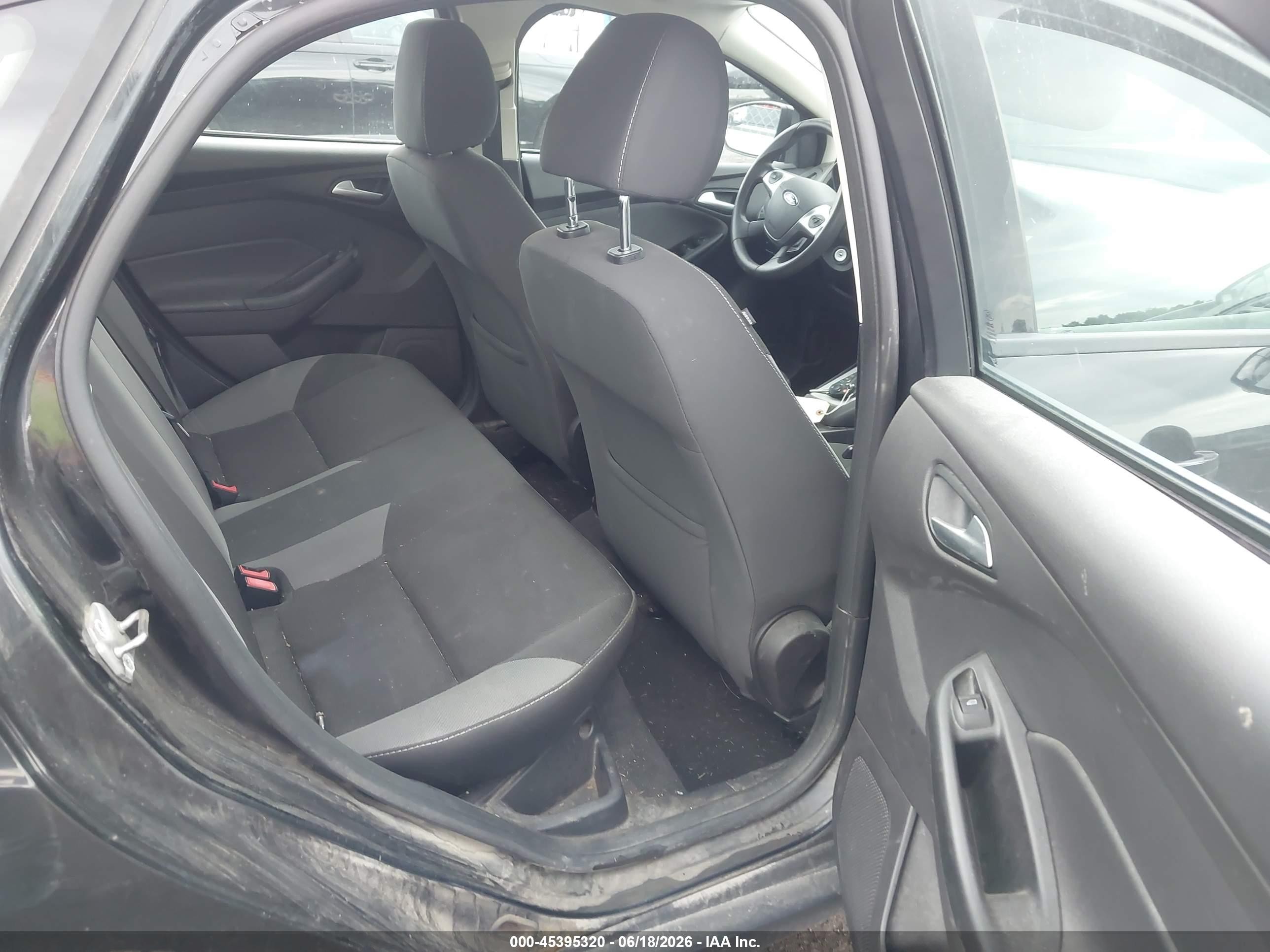 2013 Ford Focus Se Black vin: 1FADP3F24DL358669