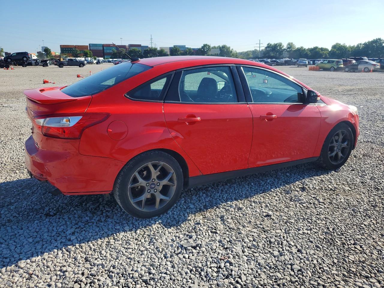 2013 Ford Focus Se Red vin: 1FADP3F24DL375133