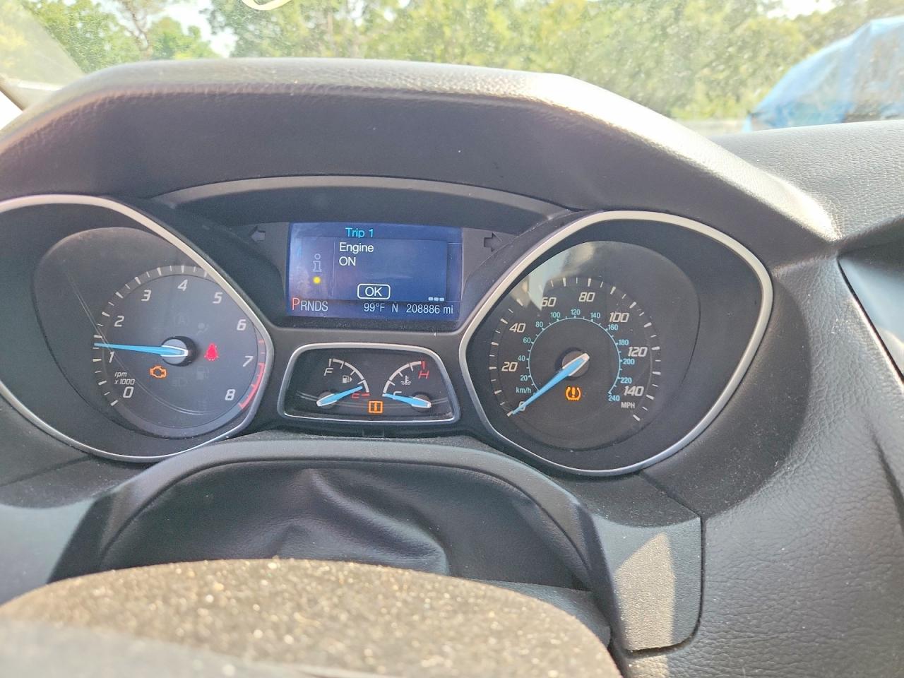 2013 Ford Focus Se Red vin: 1FADP3F24DL375133