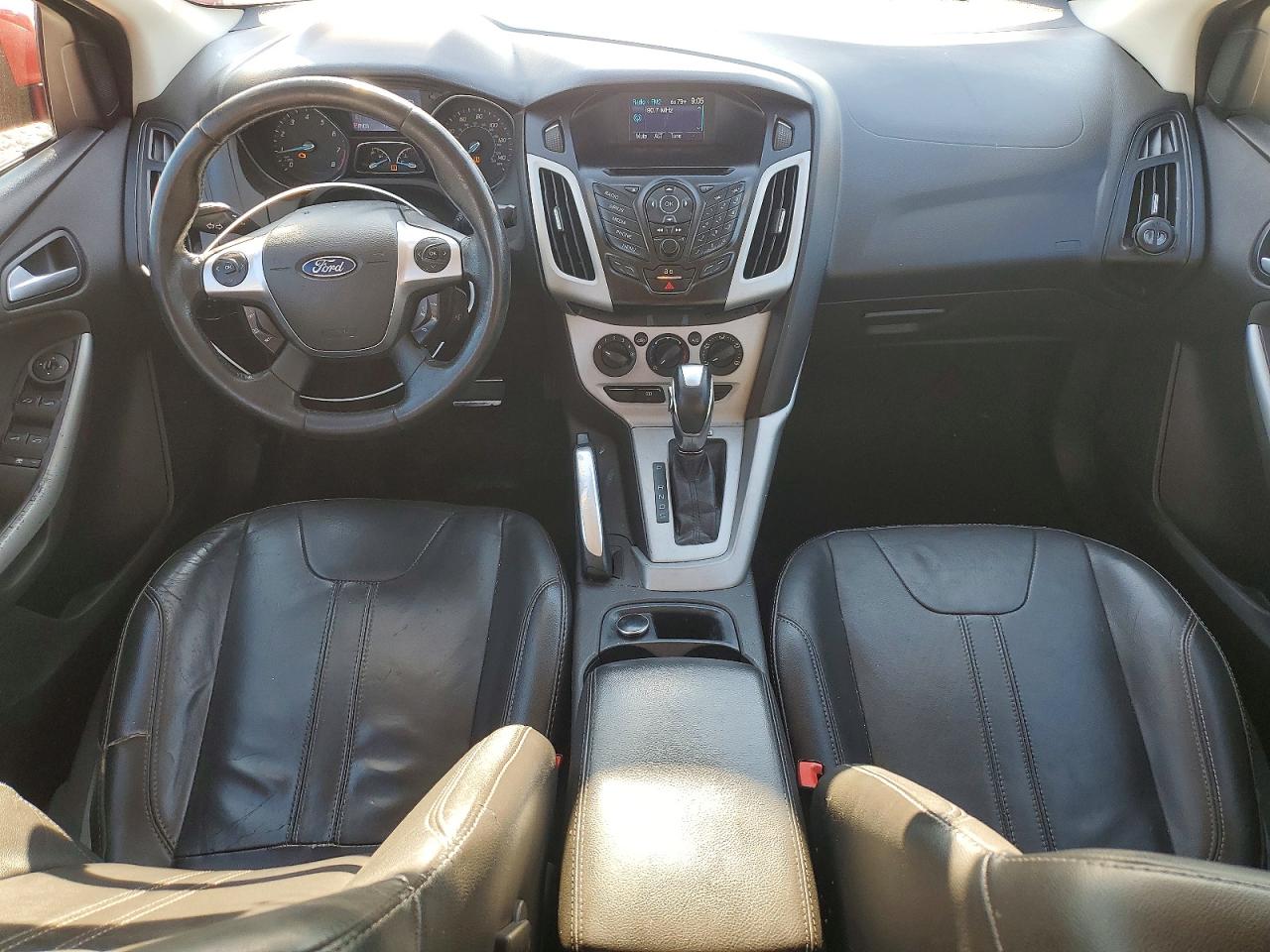 2013 Ford Focus Se Red vin: 1FADP3F24DL375133