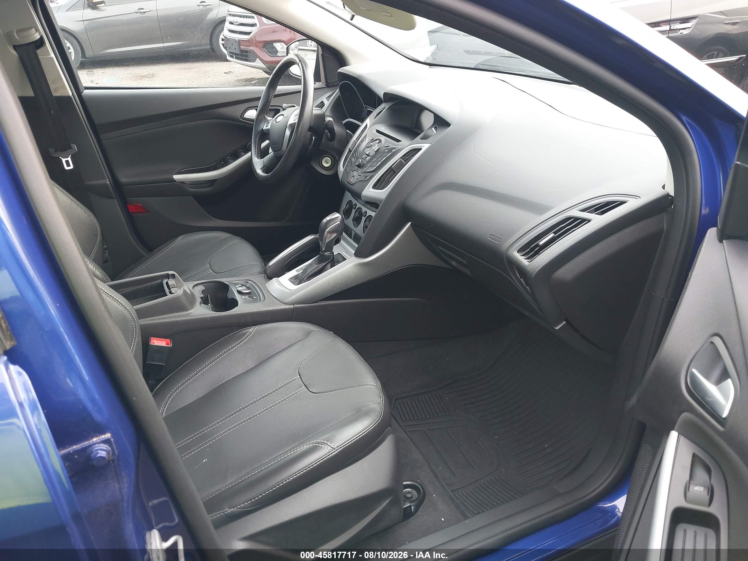 2013 Ford Focus Se Blue vin: 1FADP3F24DL380641