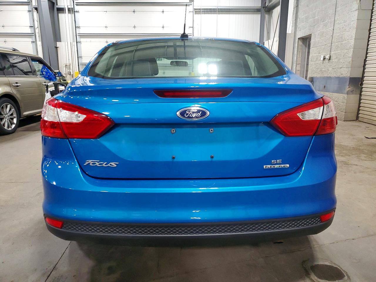 2014 Ford Focus Se Blue vin: 1FADP3F24EL112562