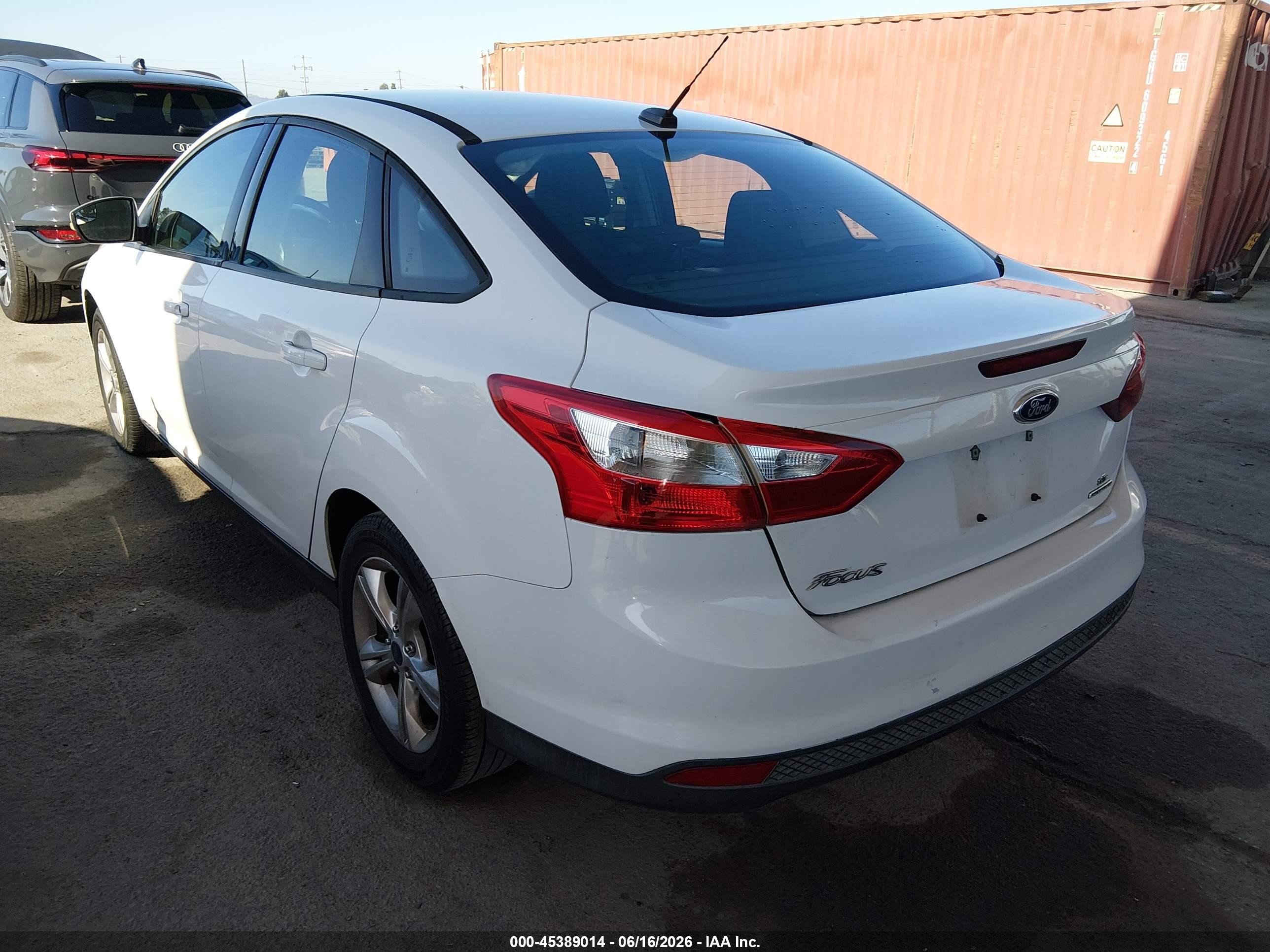 2014 Ford Focus Se White vin: 1FADP3F24EL112755