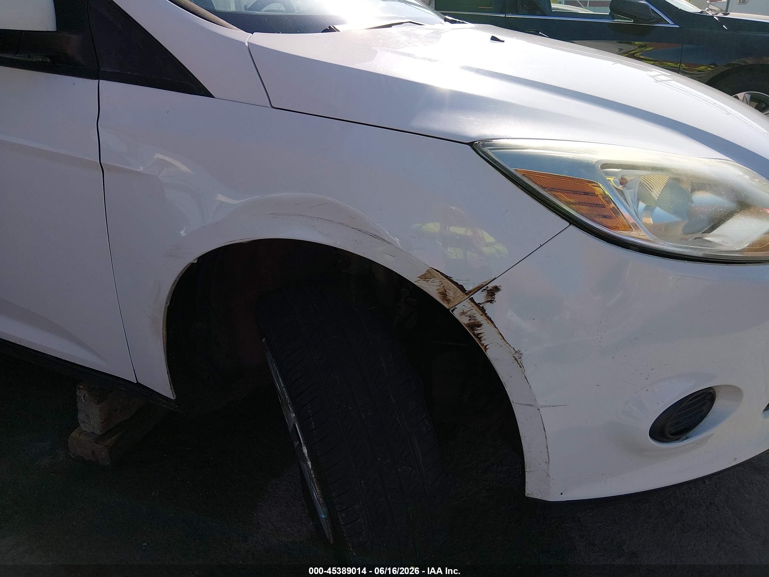 2014 Ford Focus Se White vin: 1FADP3F24EL112755