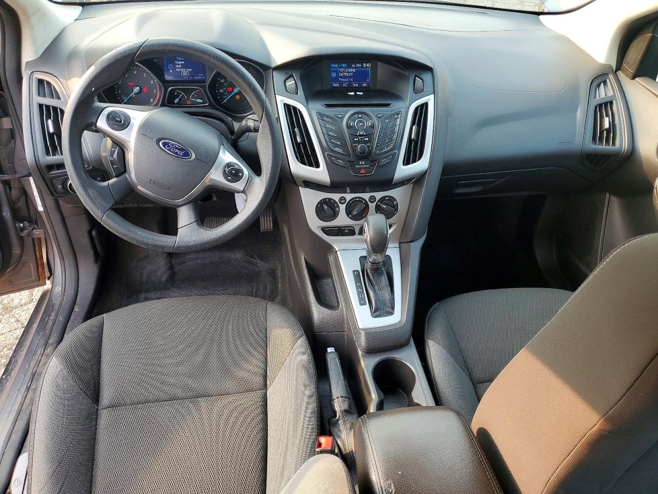 2014 Ford Focus Se Gray vin: 1FADP3F24EL117132