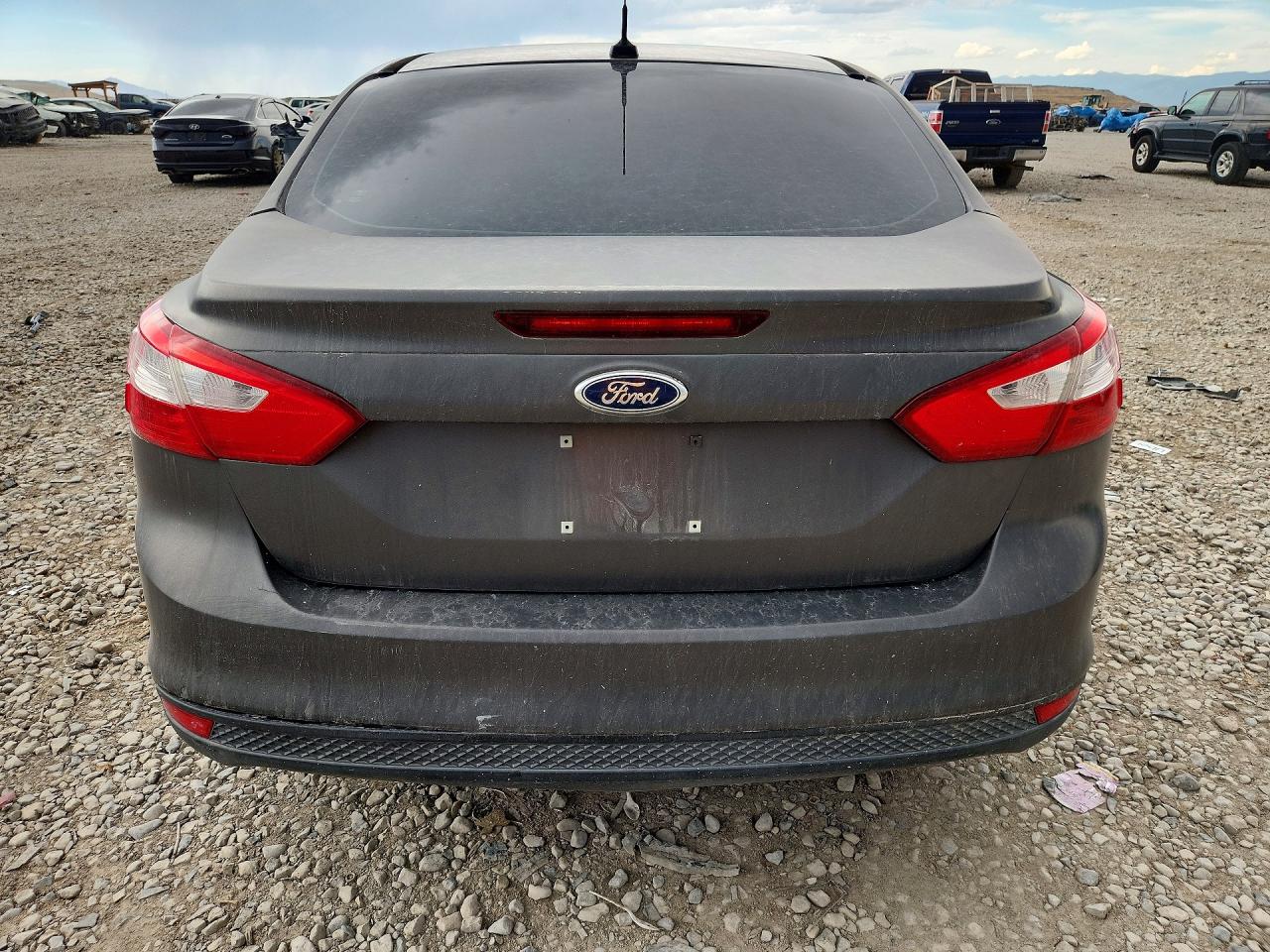 2014 Ford Focus Se Charcoal vin: 1FADP3F24EL144427
