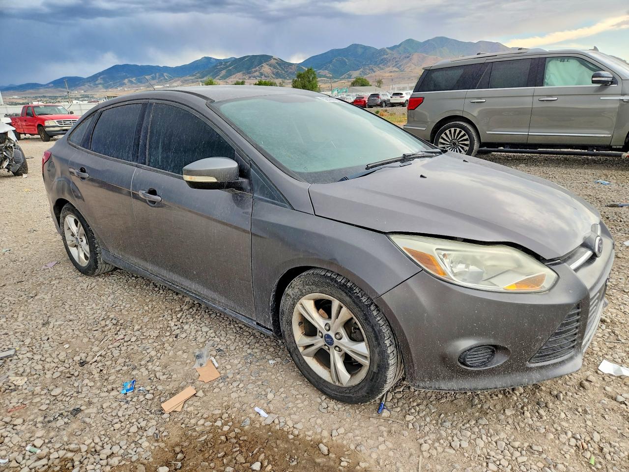 2014 Ford Focus Se Charcoal vin: 1FADP3F24EL144427