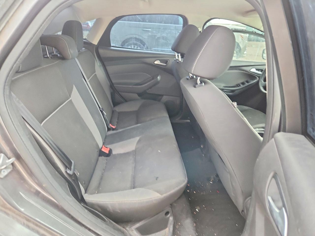 2014 Ford Focus Se Charcoal vin: 1FADP3F24EL144427
