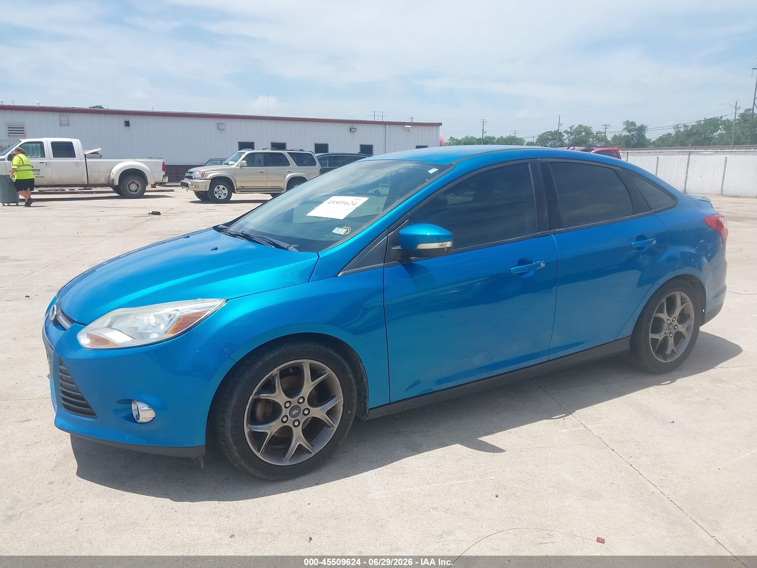 2014 Ford Focus Se Blue vin: 1FADP3F24EL149398