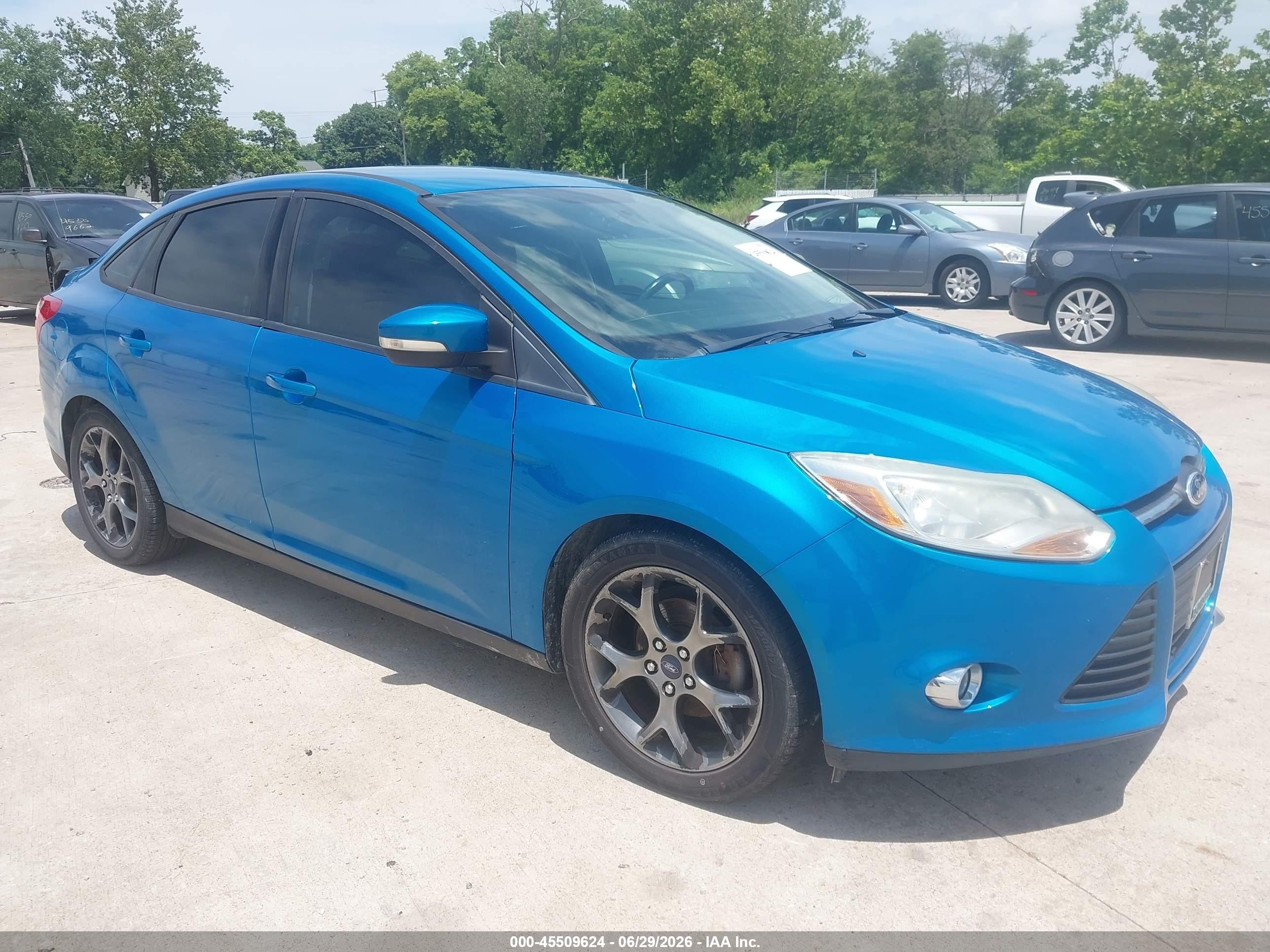2014 Ford Focus Se Blue vin: 1FADP3F24EL149398