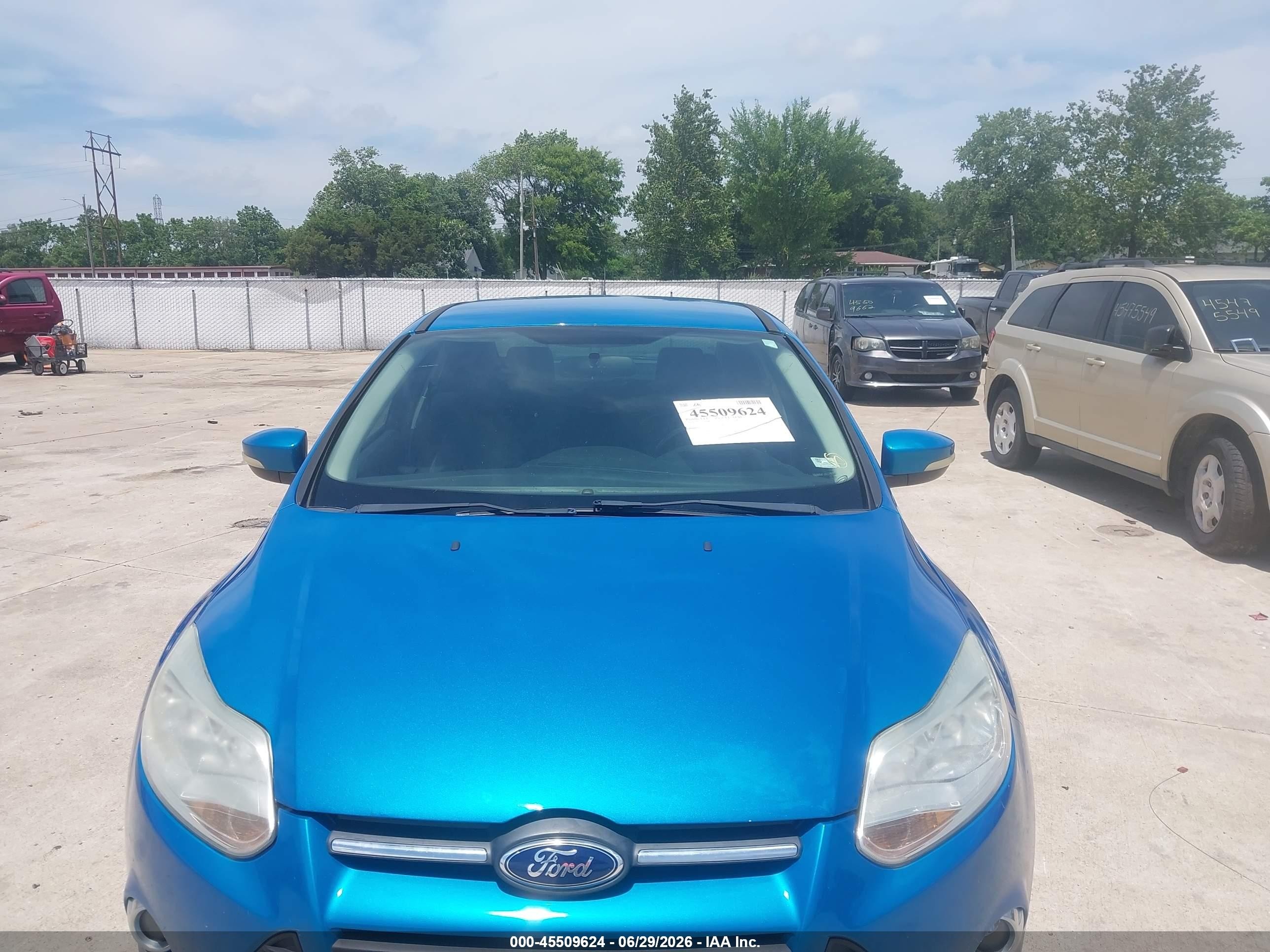 2014 Ford Focus Se Blue vin: 1FADP3F24EL149398