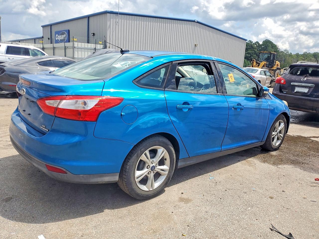 2014 Ford Focus Se Синий vin: 1FADP3F24EL172521