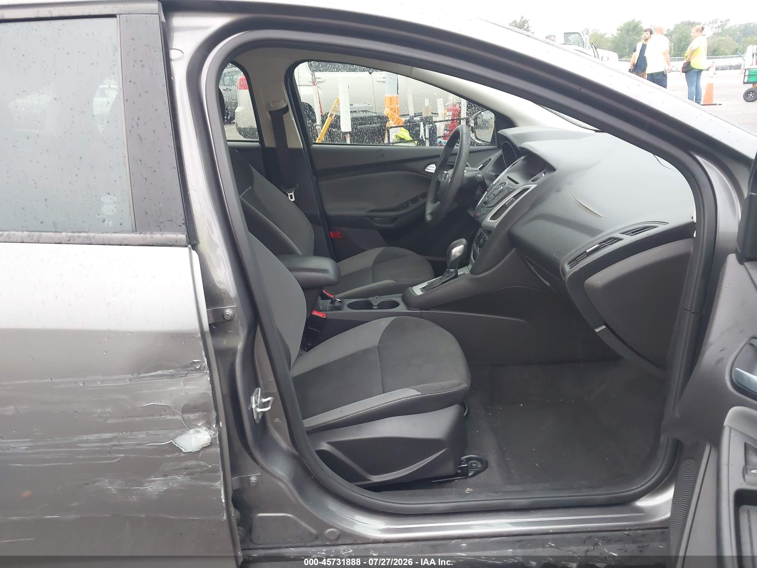 2014 Ford Focus Se Серый vin: 1FADP3F24EL182370