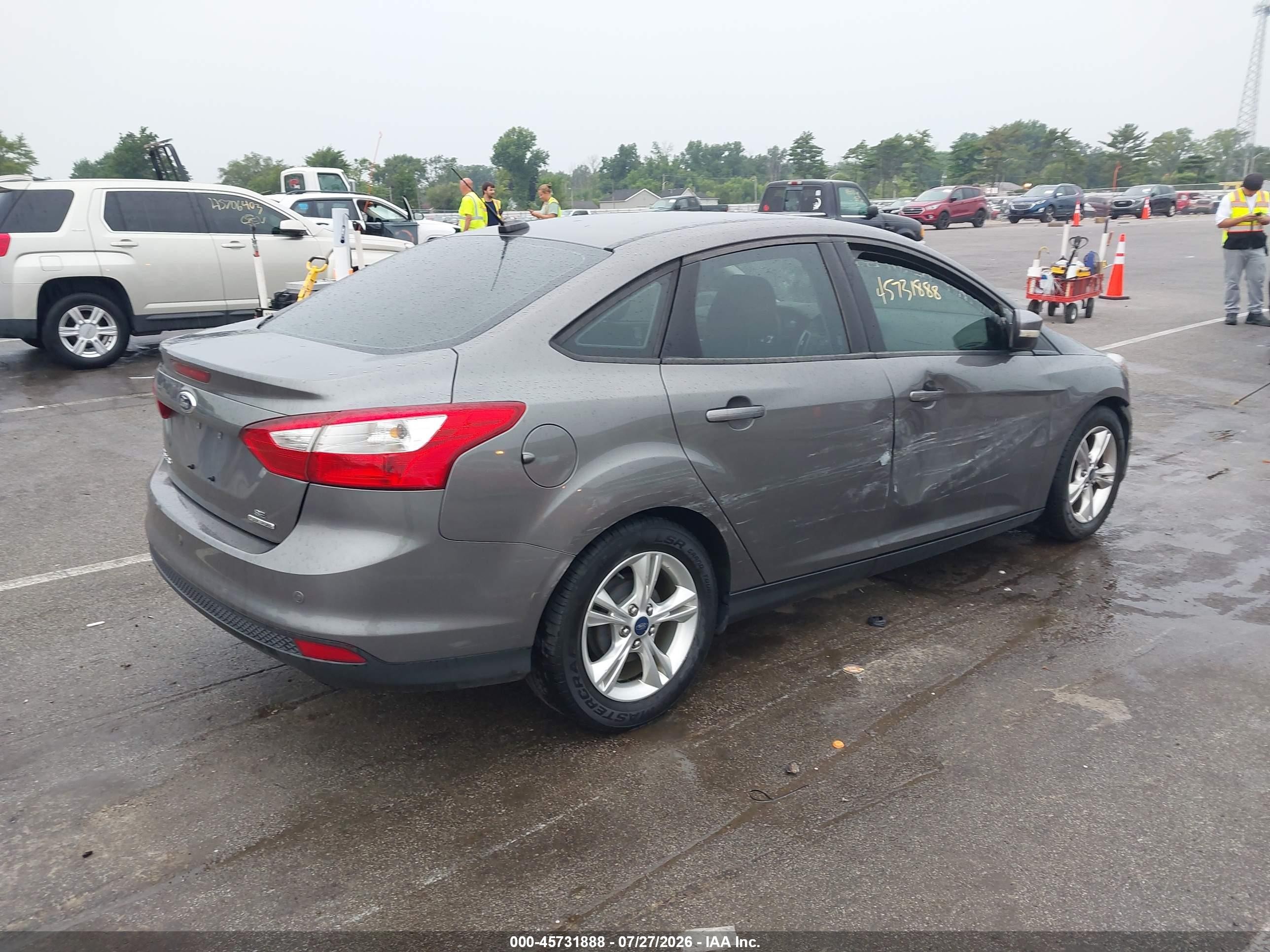 2014 Ford Focus Se Серый vin: 1FADP3F24EL182370