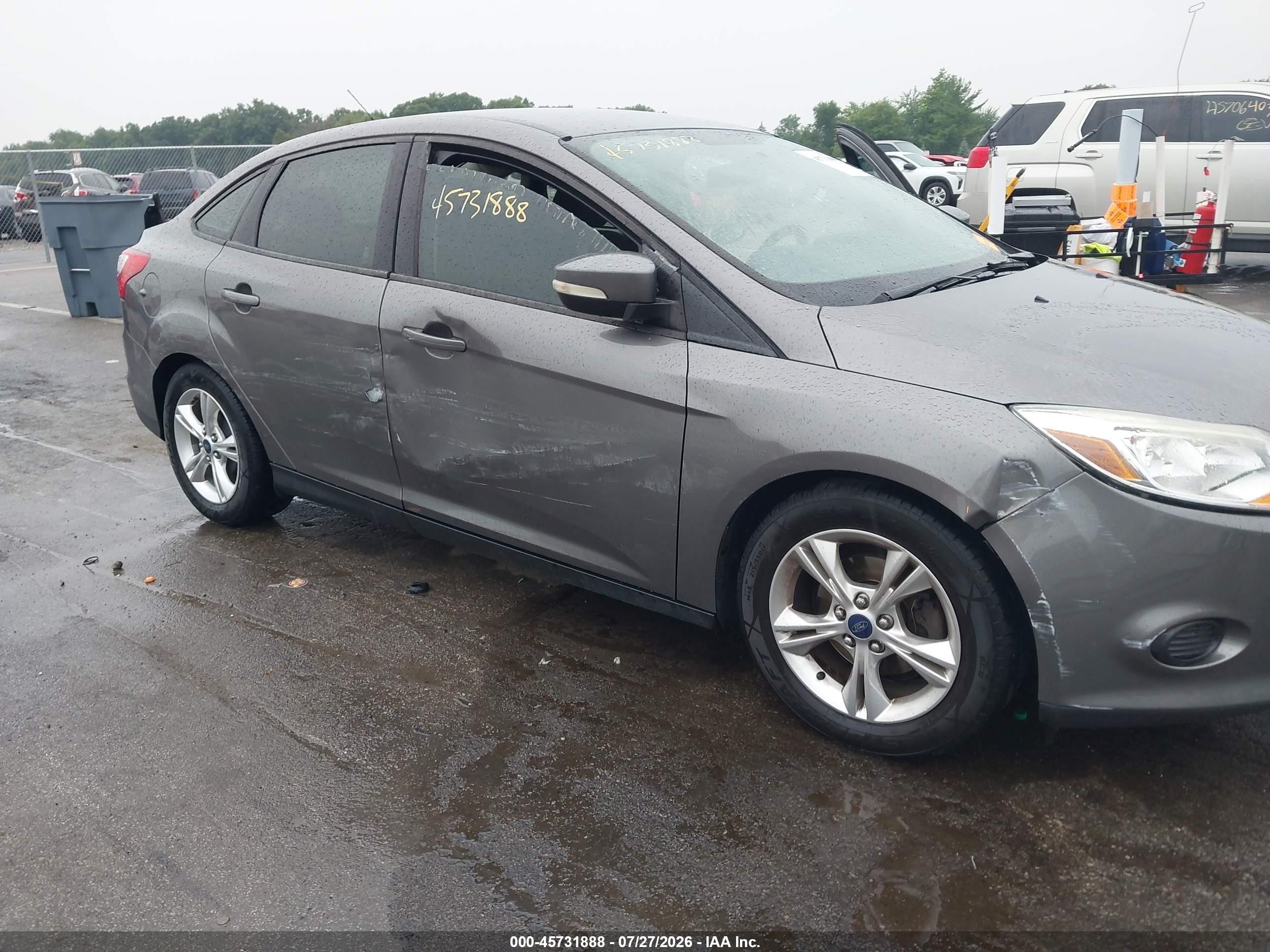 2014 Ford Focus Se Серый vin: 1FADP3F24EL182370