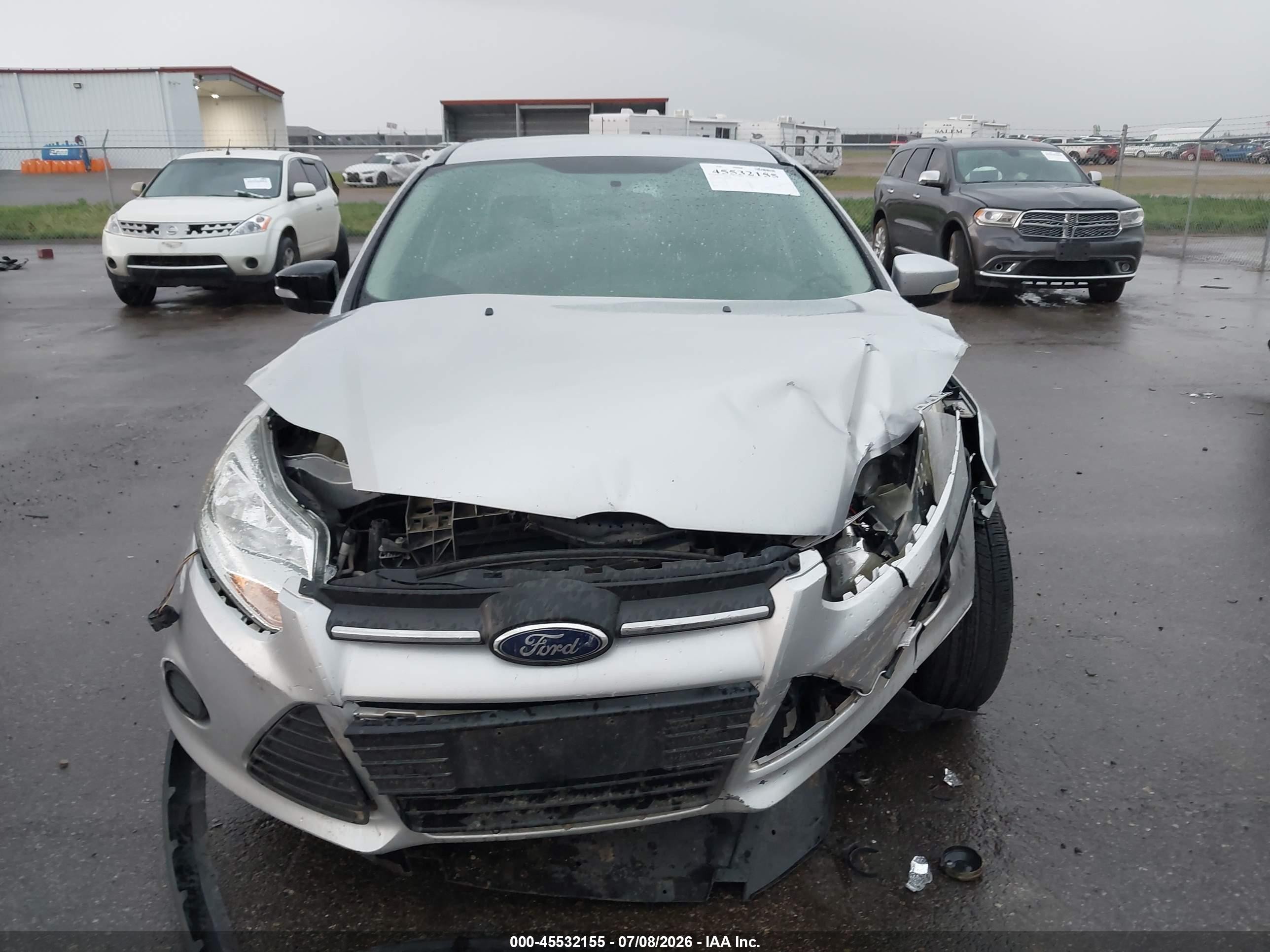 2014 Ford Focus Se Серебряный vin: 1FADP3F24EL195376