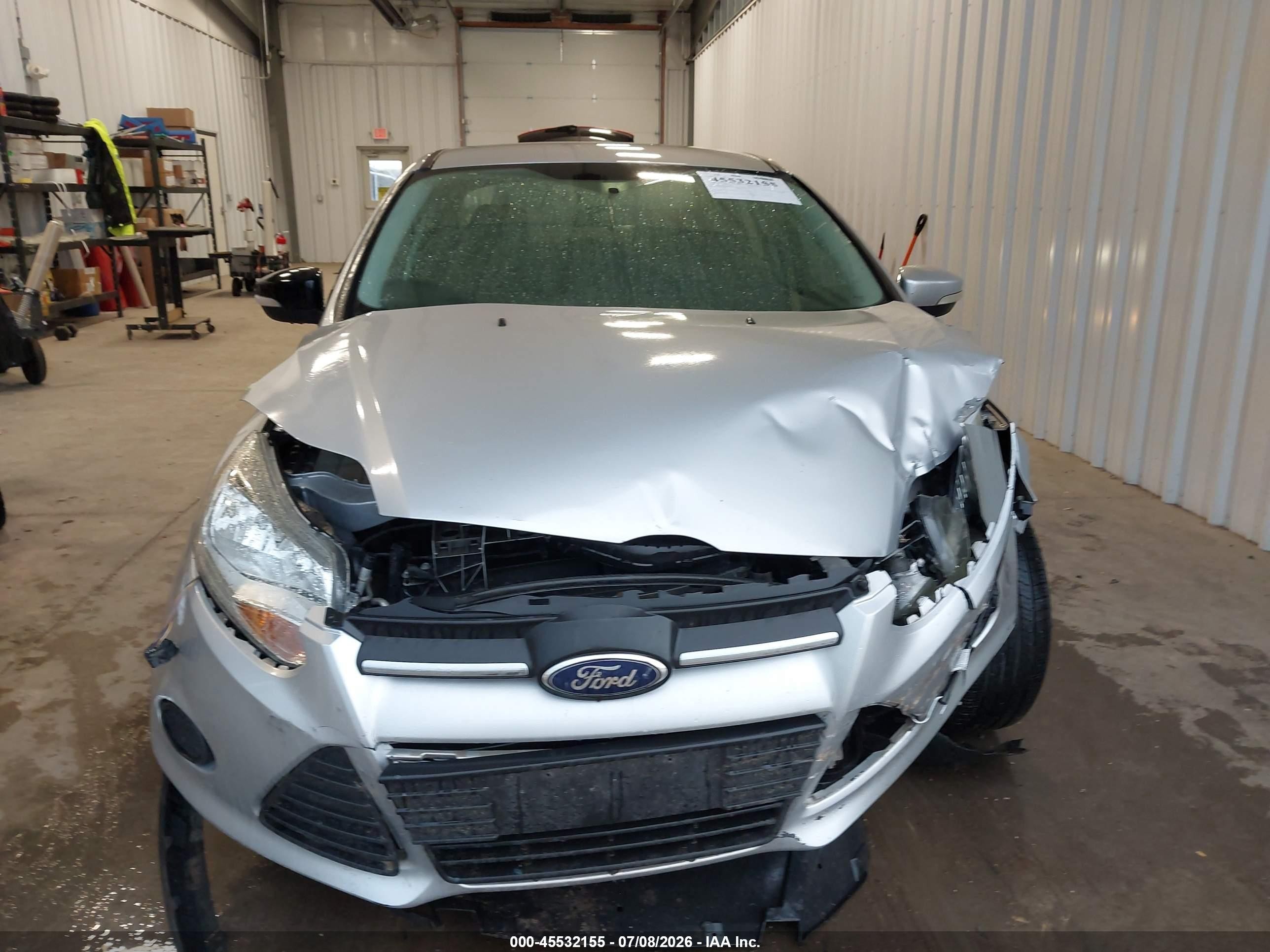 2014 Ford Focus Se Серебряный vin: 1FADP3F24EL195376