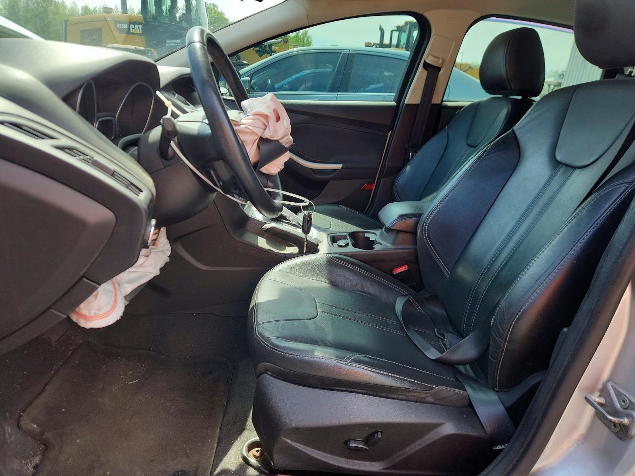 2014 Ford Focus Se Silver vin: 1FADP3F24EL215416