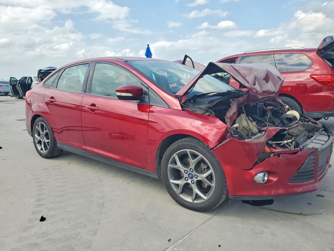 2014 Ford Focus Se Burgundy vin: 1FADP3F24EL217943