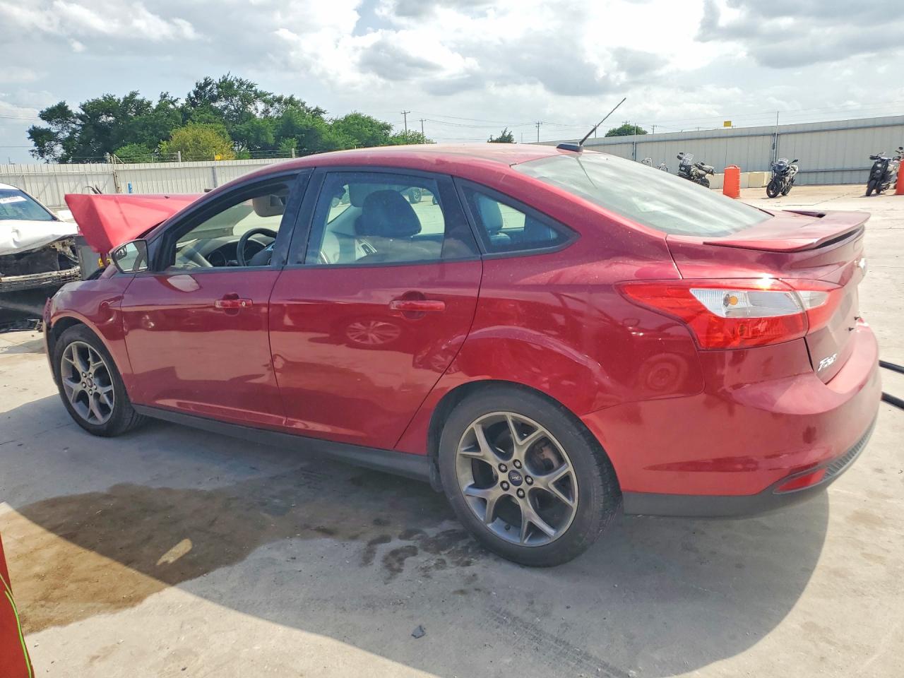 2014 Ford Focus Se Burgundy vin: 1FADP3F24EL217943