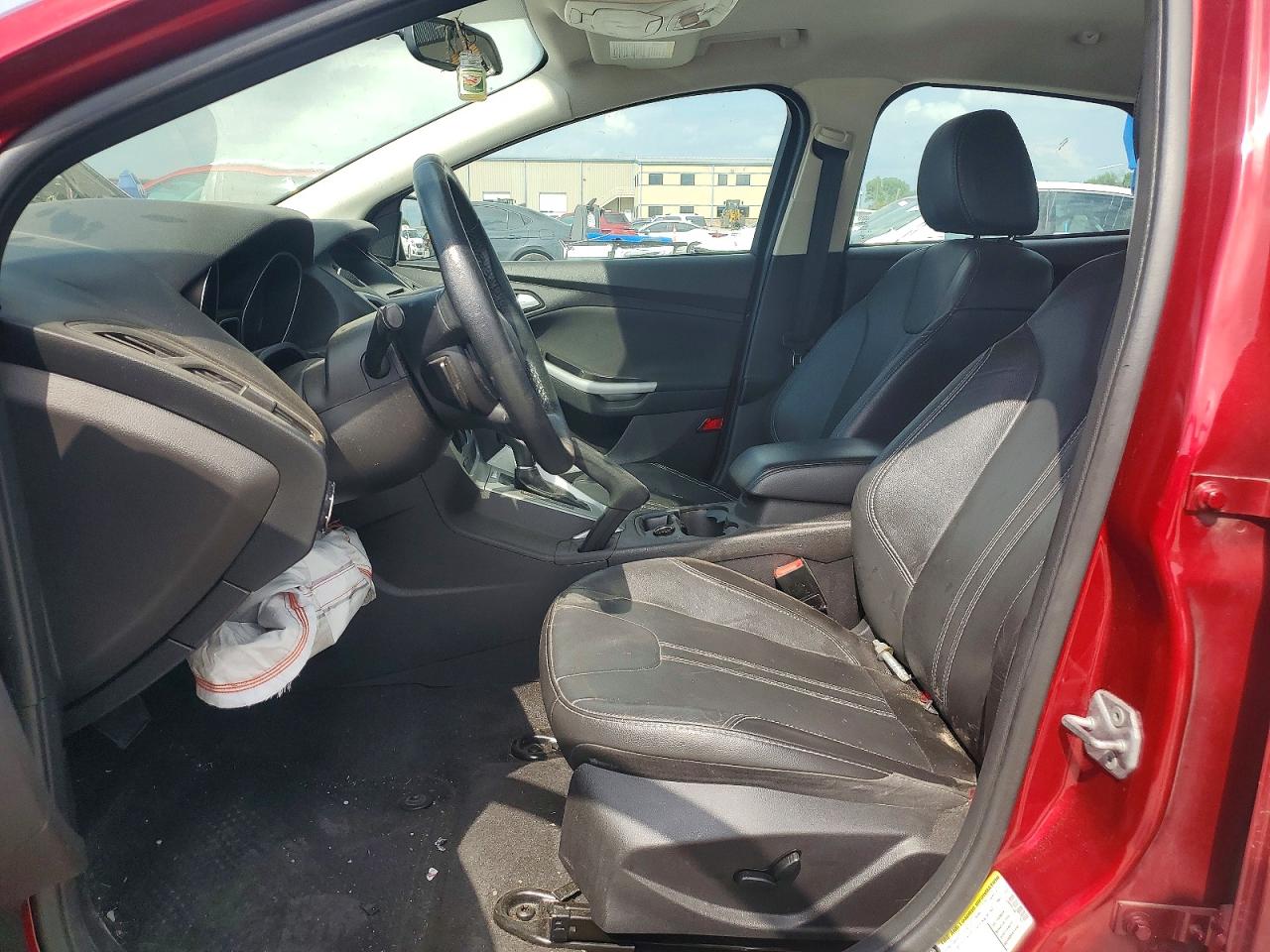 2014 Ford Focus Se Burgundy vin: 1FADP3F24EL217943