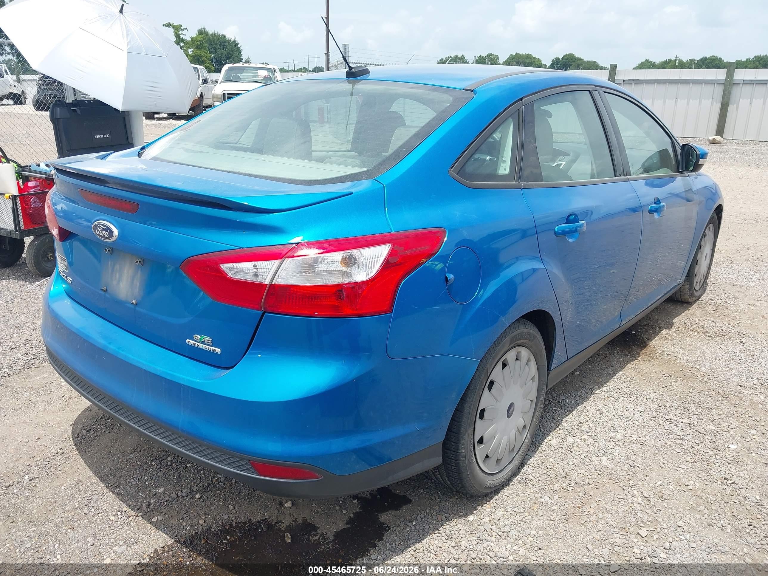 2014 Ford Focus Se Blue vin: 1FADP3F24EL227436