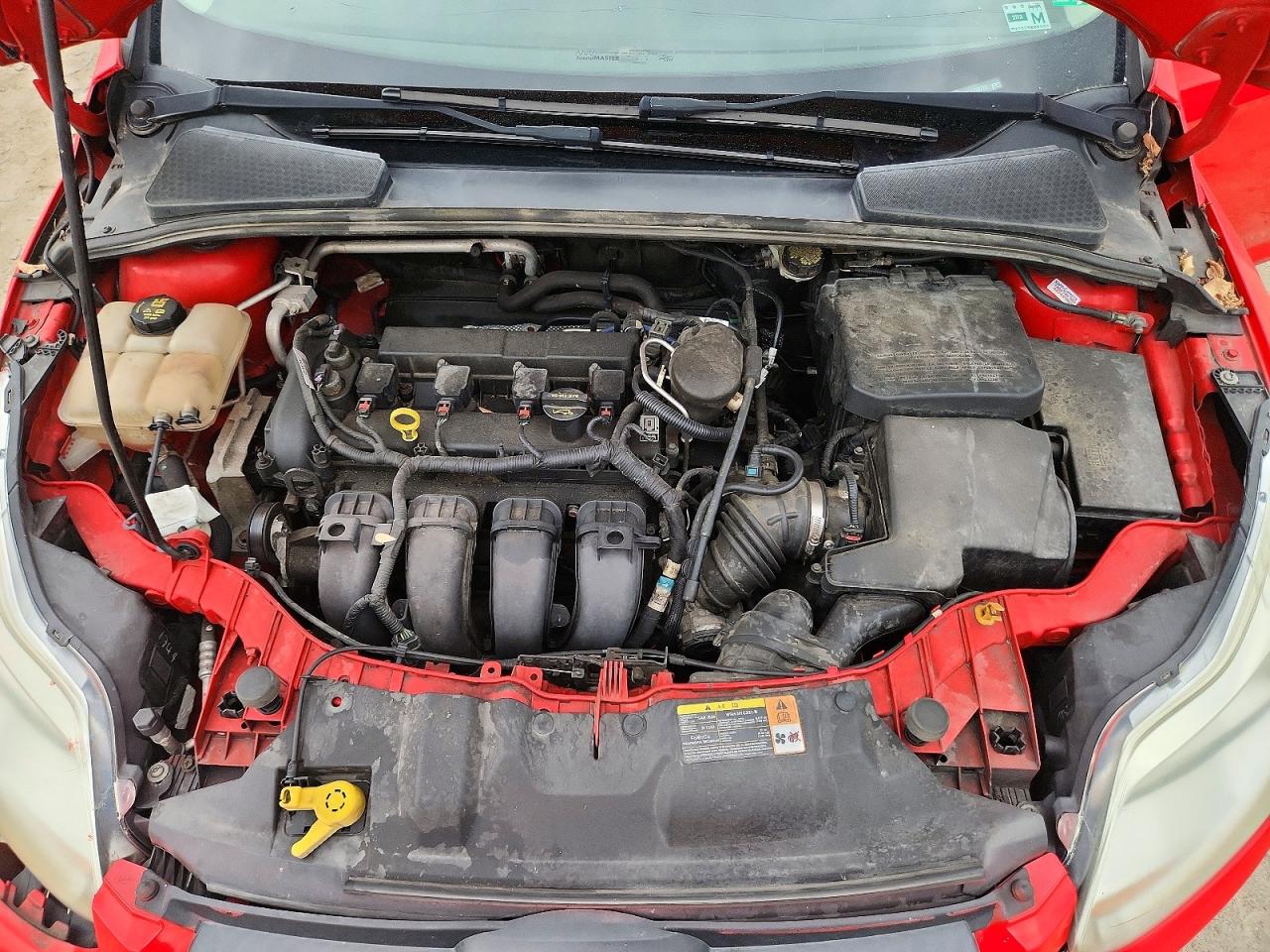 2014 Ford Focus Se Red vin: 1FADP3F24EL233723