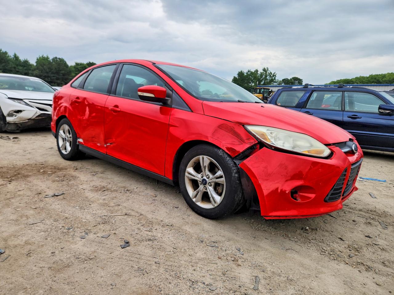 2014 Ford Focus Se Red vin: 1FADP3F24EL233723