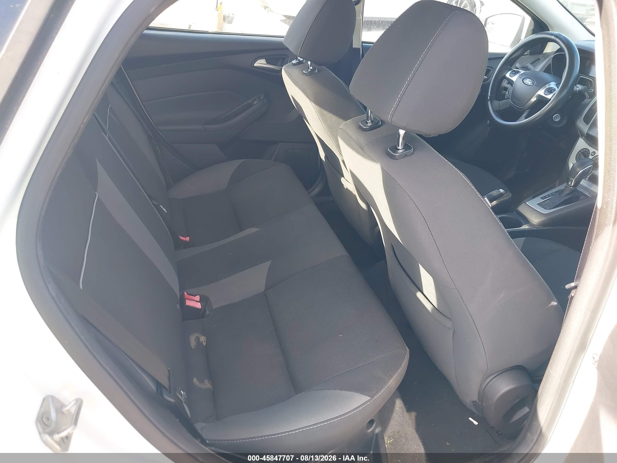 2014 Ford Focus Se White vin: 1FADP3F24EL251994