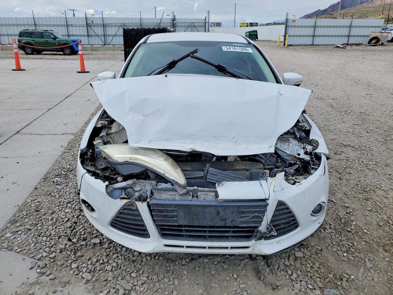 2014 Ford Focus Se Белый vin: 1FADP3F24EL287216