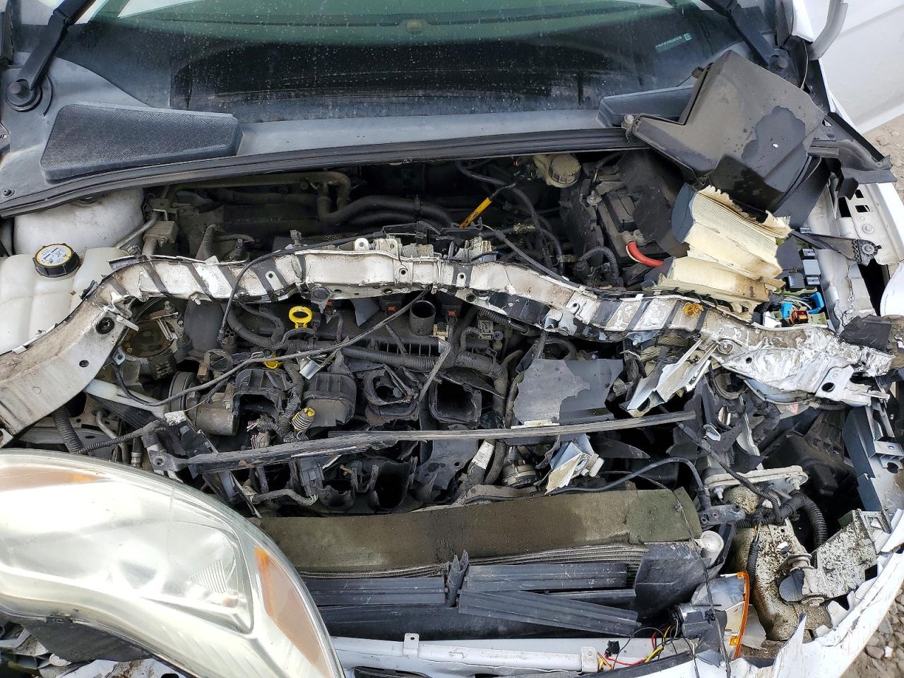 2014 Ford Focus Se Белый vin: 1FADP3F24EL287216