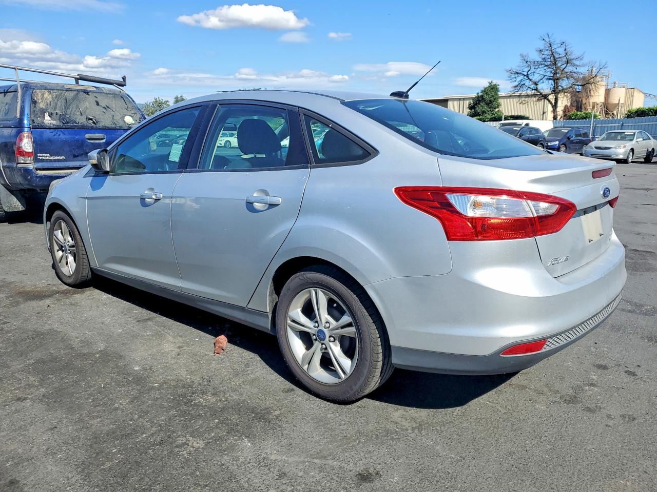2014 Ford Focus Se Silver vin: 1FADP3F24EL287569