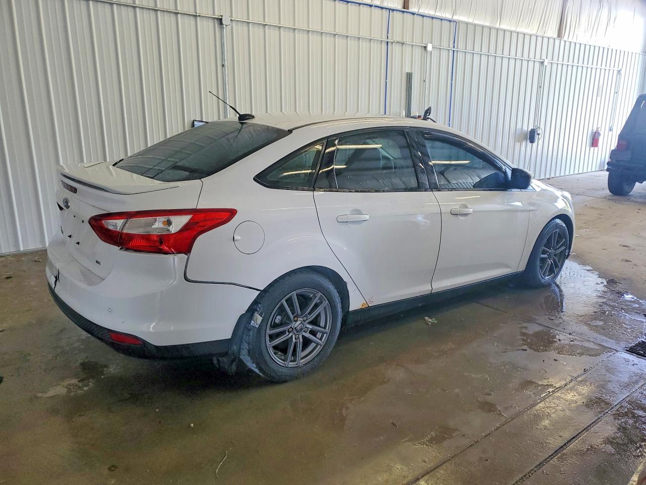 2014 Ford Focus Se White vin: 1FADP3F24EL292688