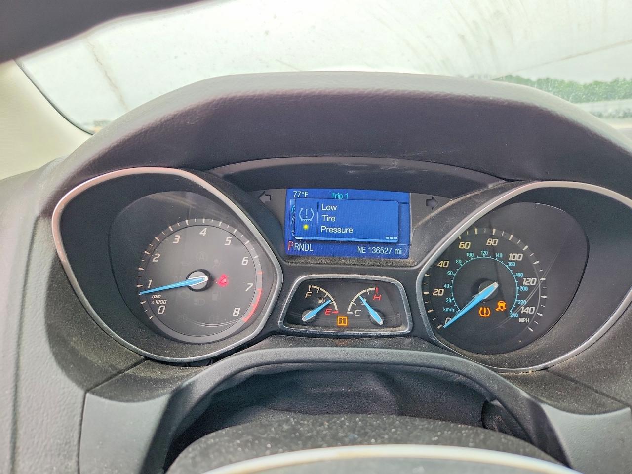 2014 Ford Focus Se White vin: 1FADP3F24EL297972