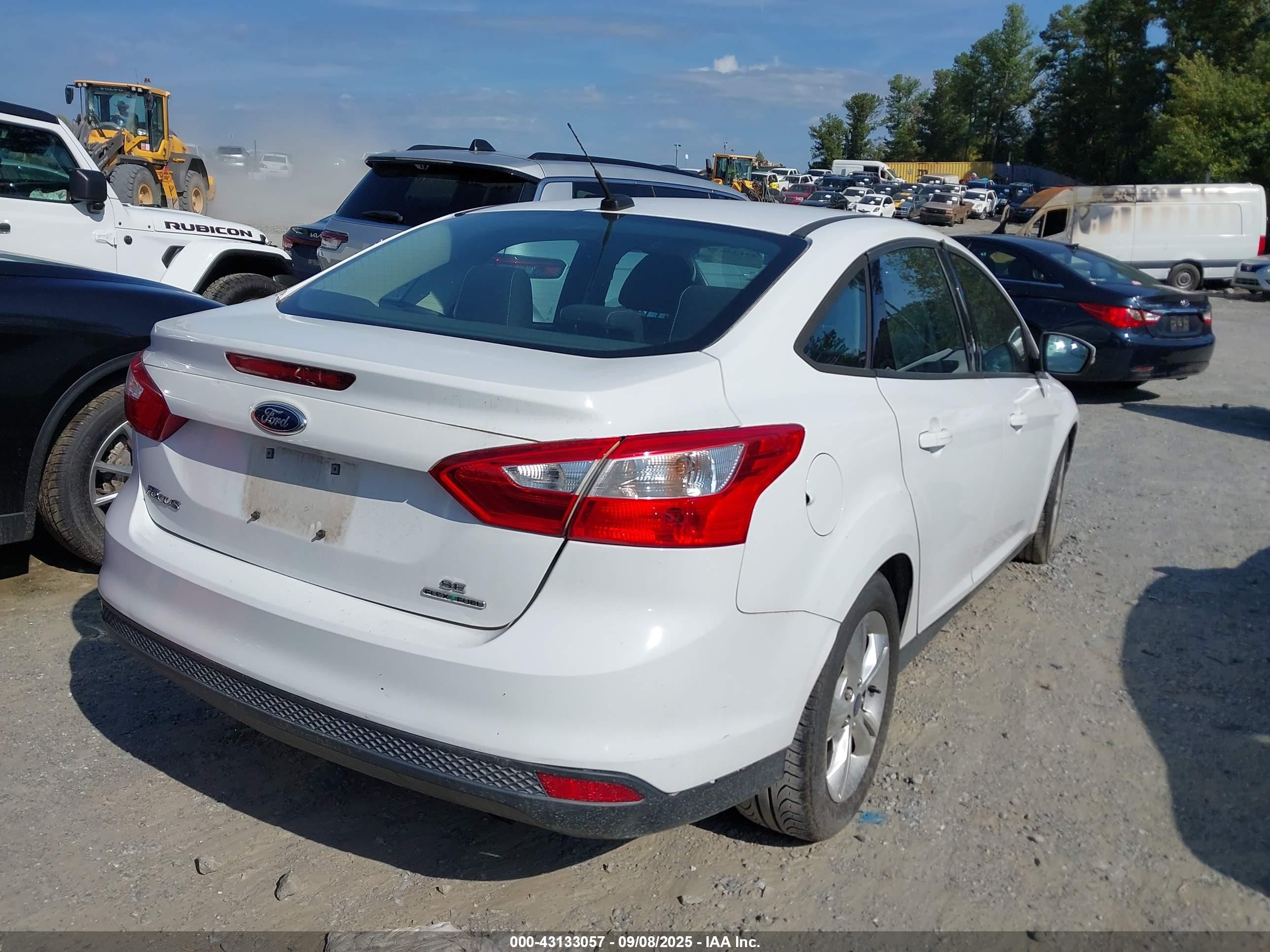 2014 Ford Focus Se White vin: 1FADP3F24EL309148