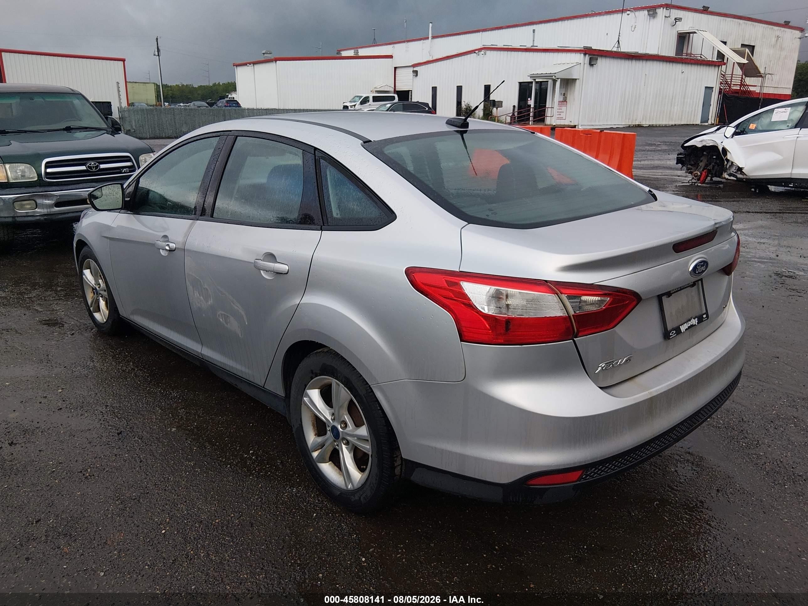 2014 Ford Focus Se Silver vin: 1FADP3F24EL317752