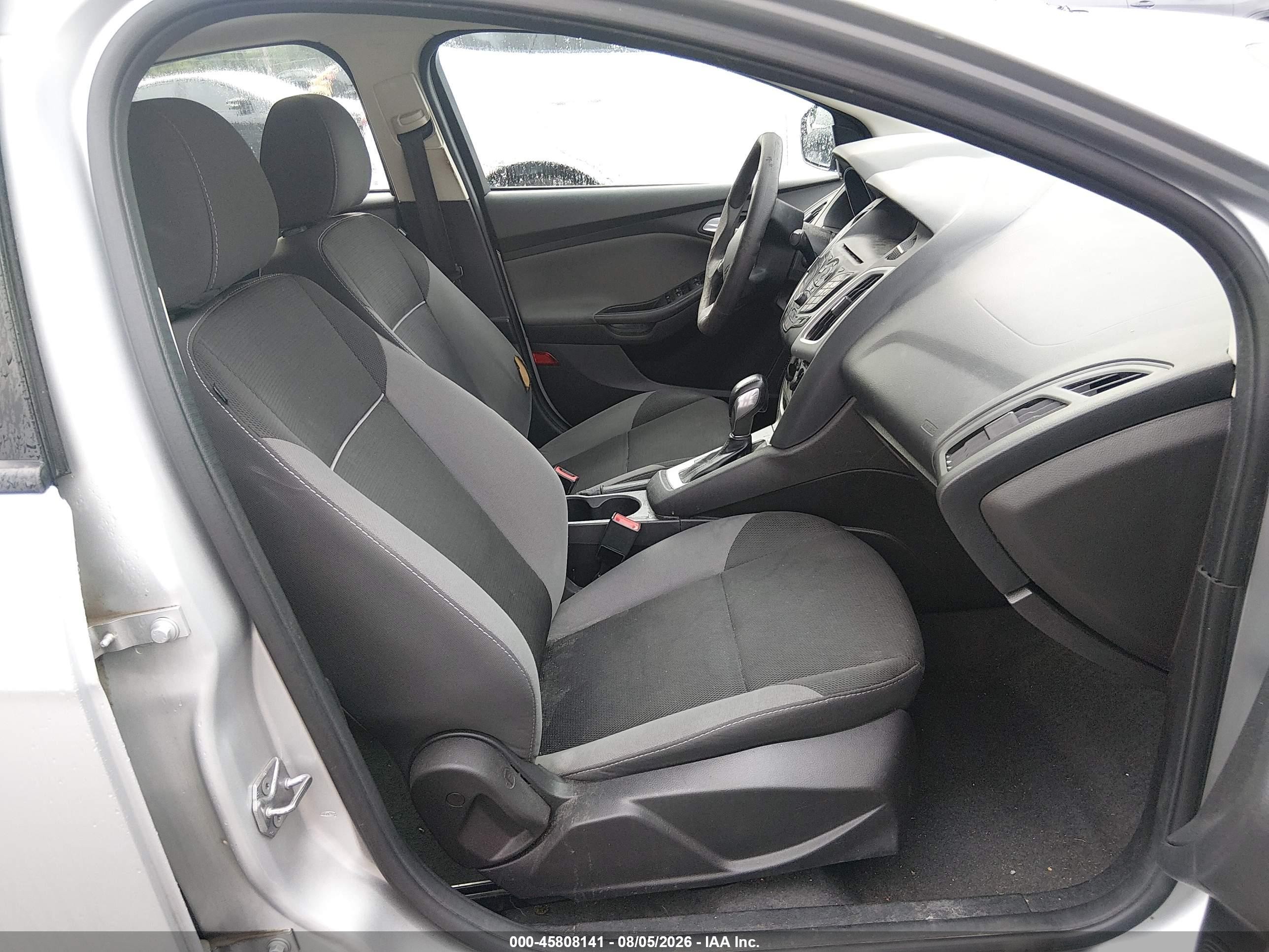 2014 Ford Focus Se Silver vin: 1FADP3F24EL317752